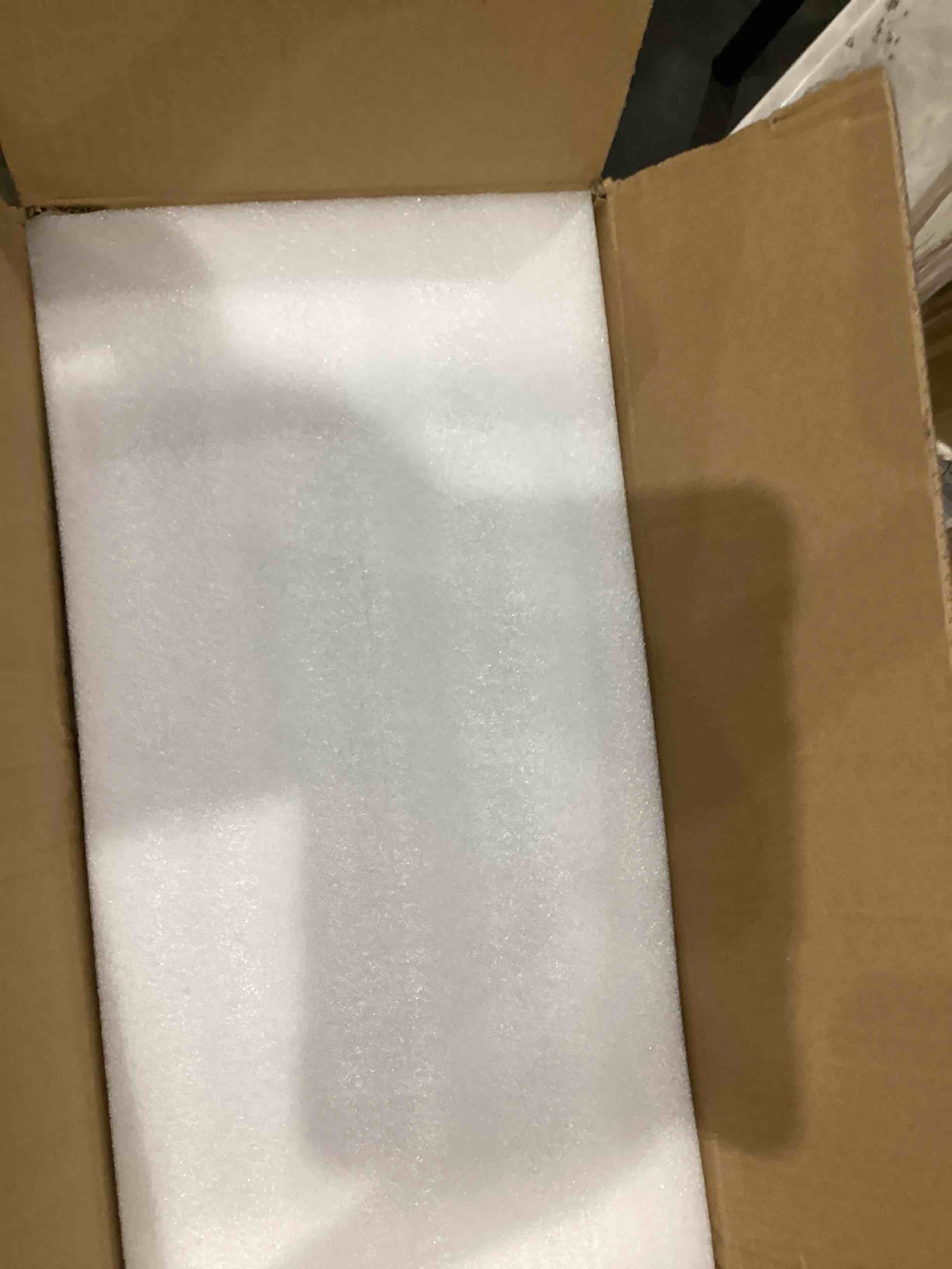 https://s3.amazonaws.com/lotting-images-prod/bidfta/GRA1998832_1750875930165.jpeg