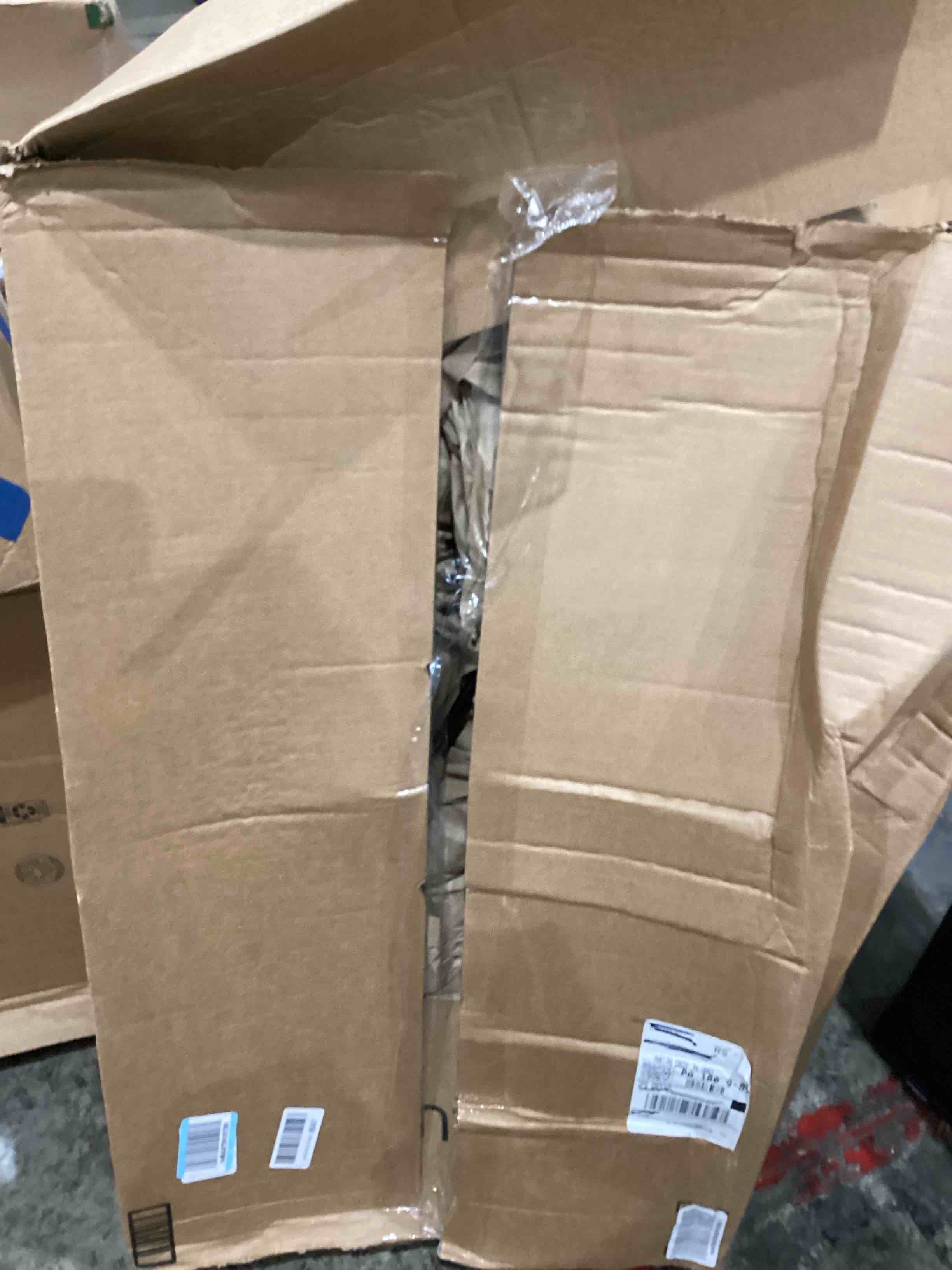 https://s3.amazonaws.com/lotting-images-prod/bidfta/GRA1998857_1750937543158.jpeg