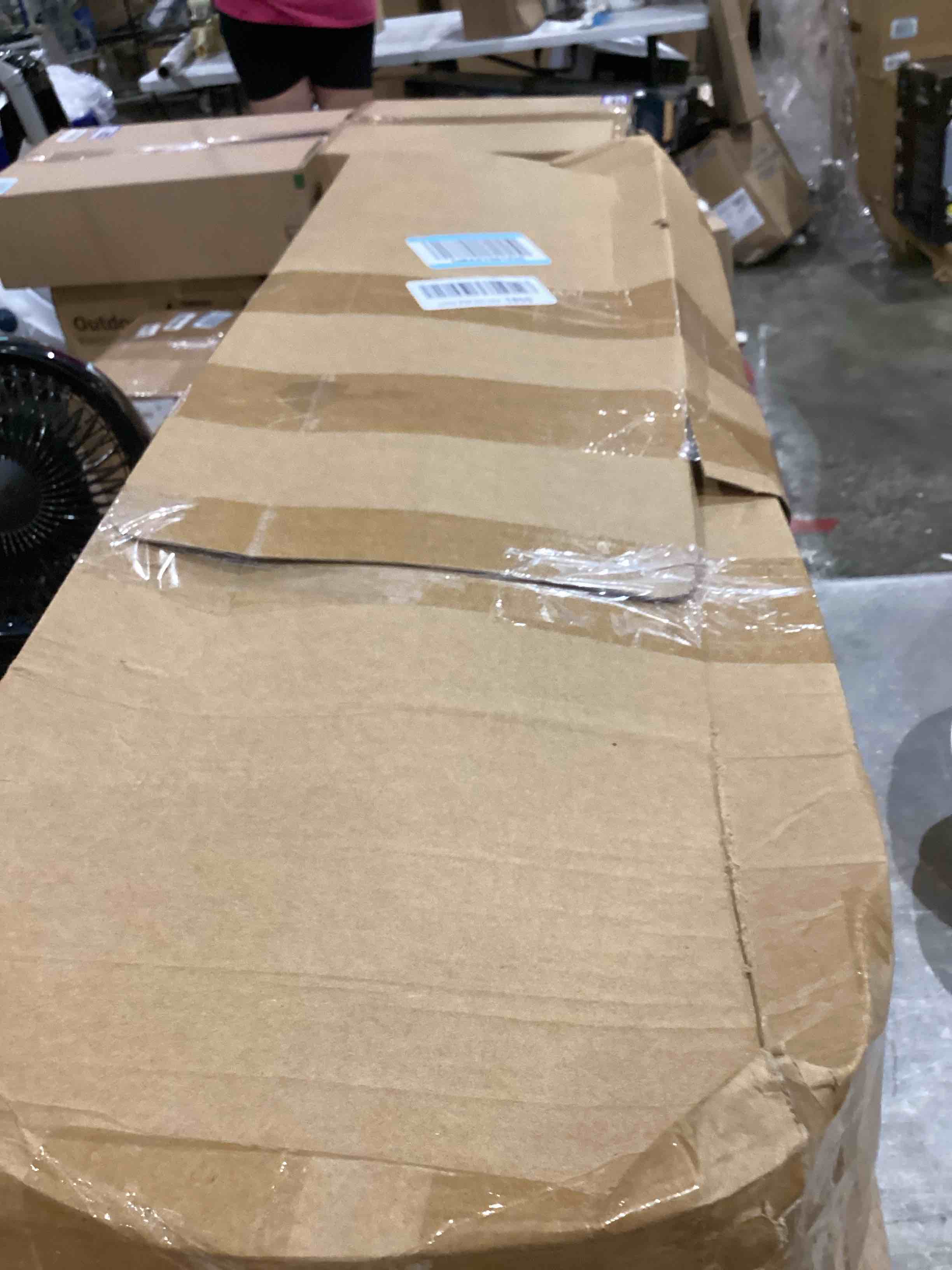 https://s3.amazonaws.com/lotting-images-prod/bidfta/GRA1998897_1750952563413.jpeg
