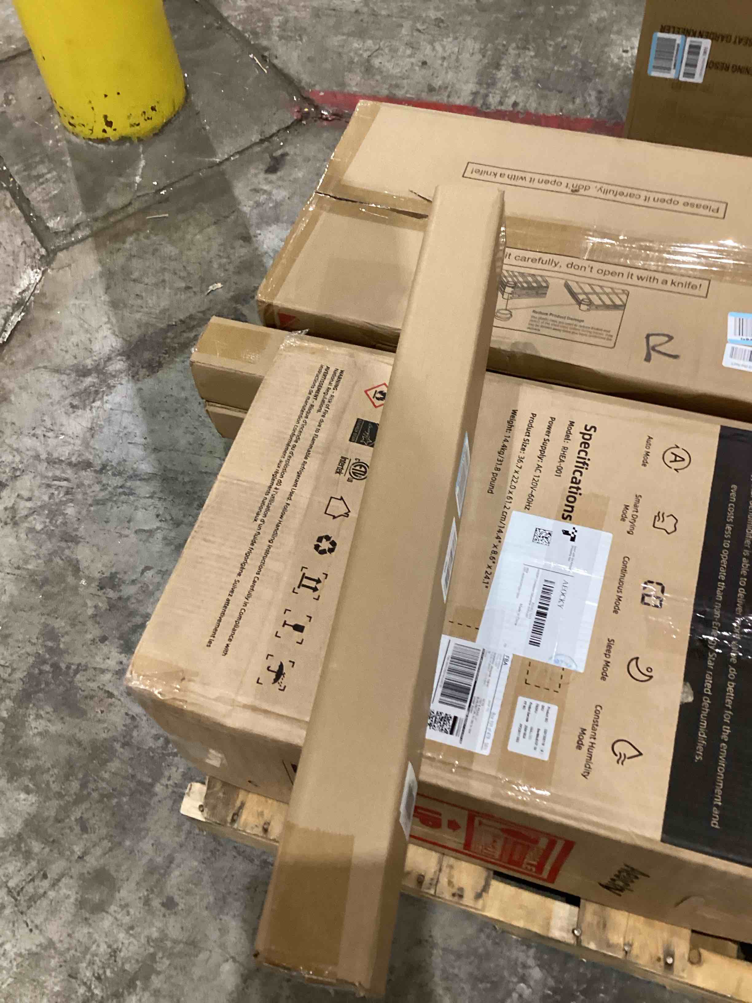 https://s3.amazonaws.com/lotting-images-prod/bidfta/GRA1998935_1750960304352.jpeg