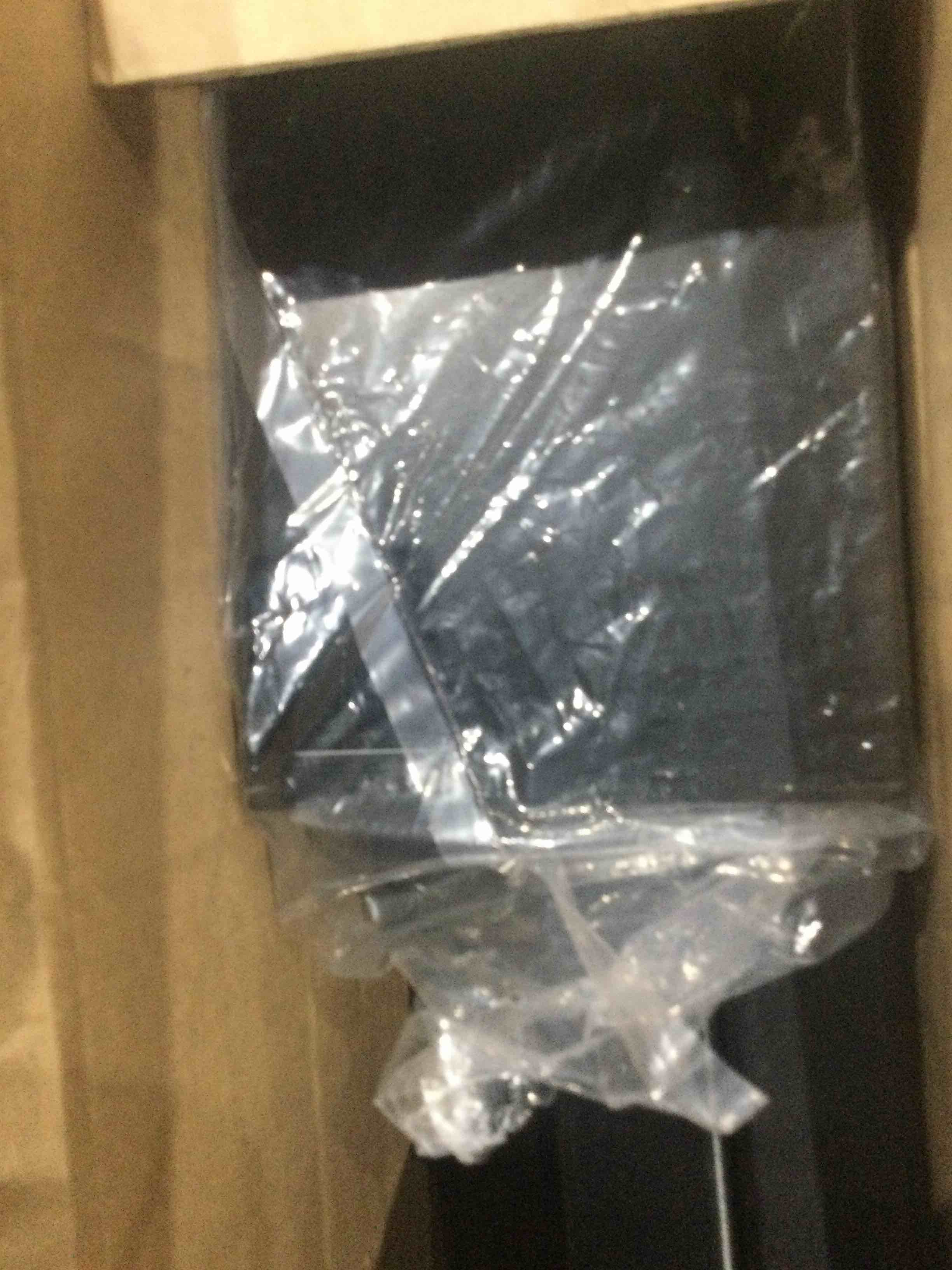 https://s3.amazonaws.com/lotting-images-prod/bidfta/GRA1998992_1751032324434.jpeg
