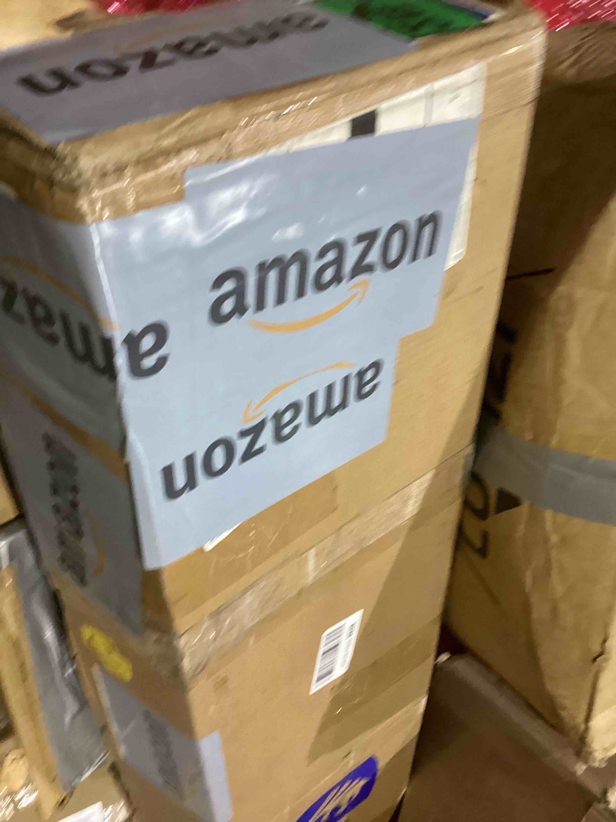 https://s3.amazonaws.com/lotting-images-prod/bidfta/GRA1999577_1749143647296.jpeg