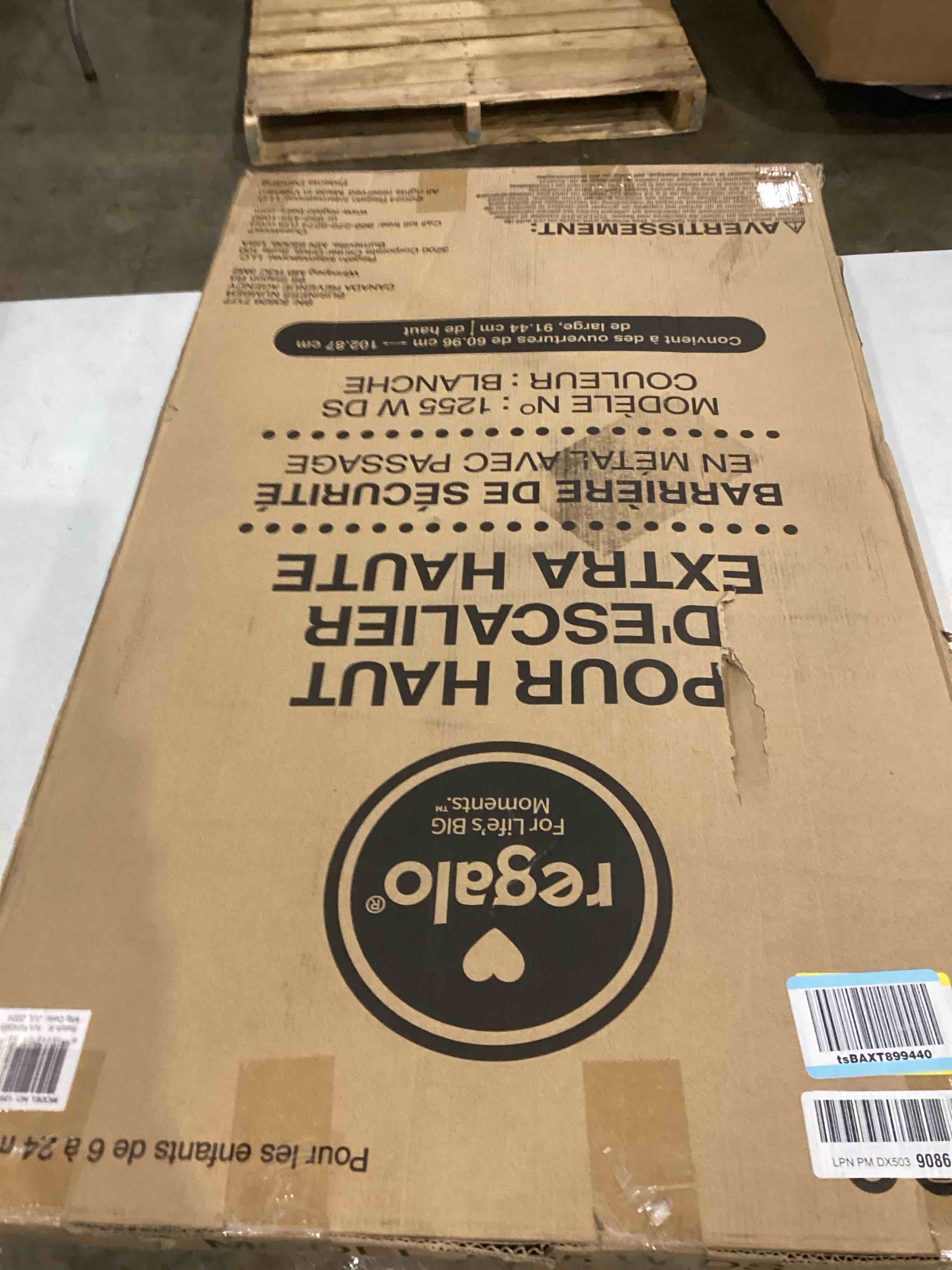 https://s3.amazonaws.com/lotting-images-prod/bidfta/GRA1999968_1749318175536.jpeg