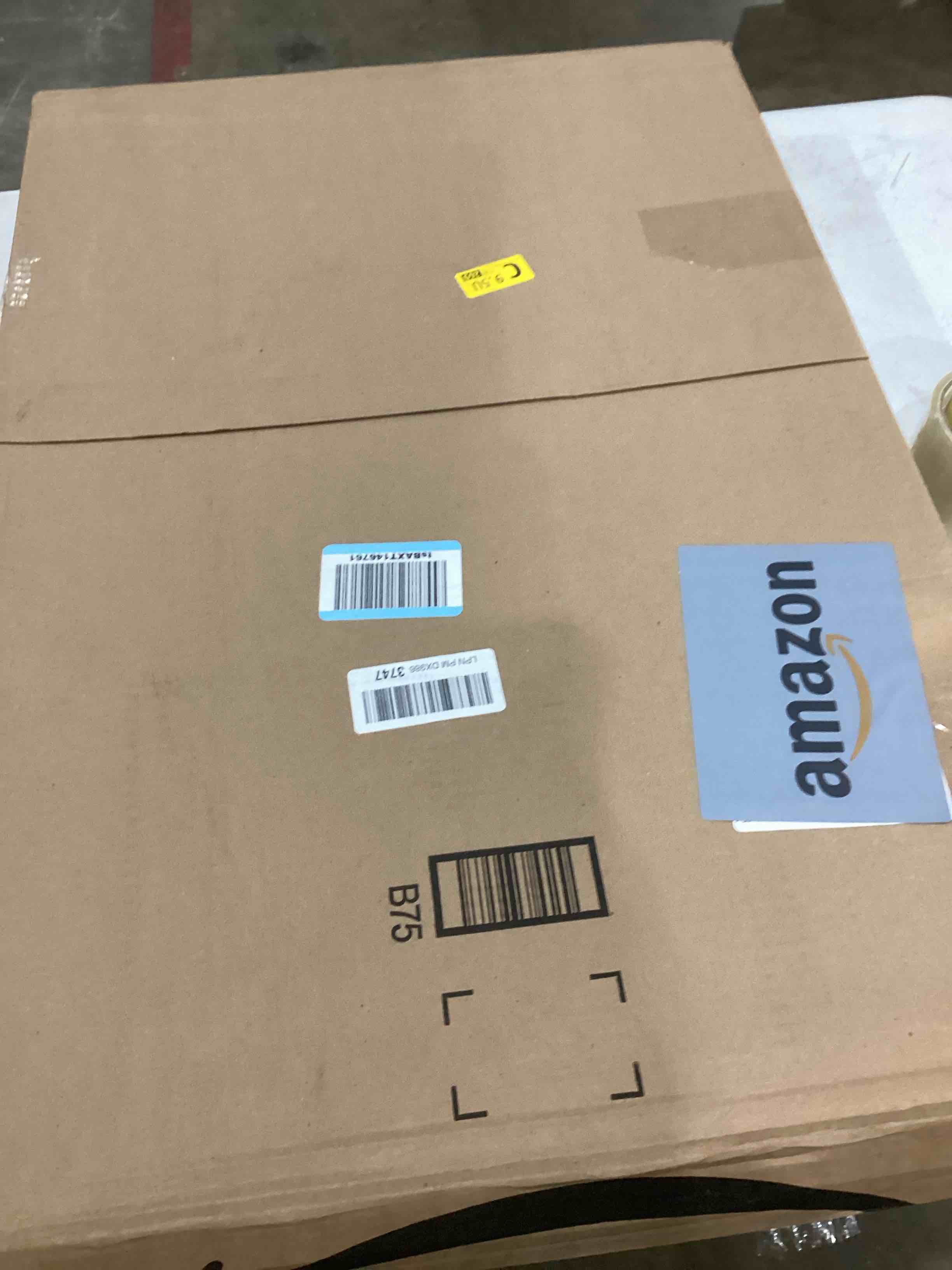 https://s3.amazonaws.com/lotting-images-prod/bidfta/GRA2000637_1749736463618.jpeg