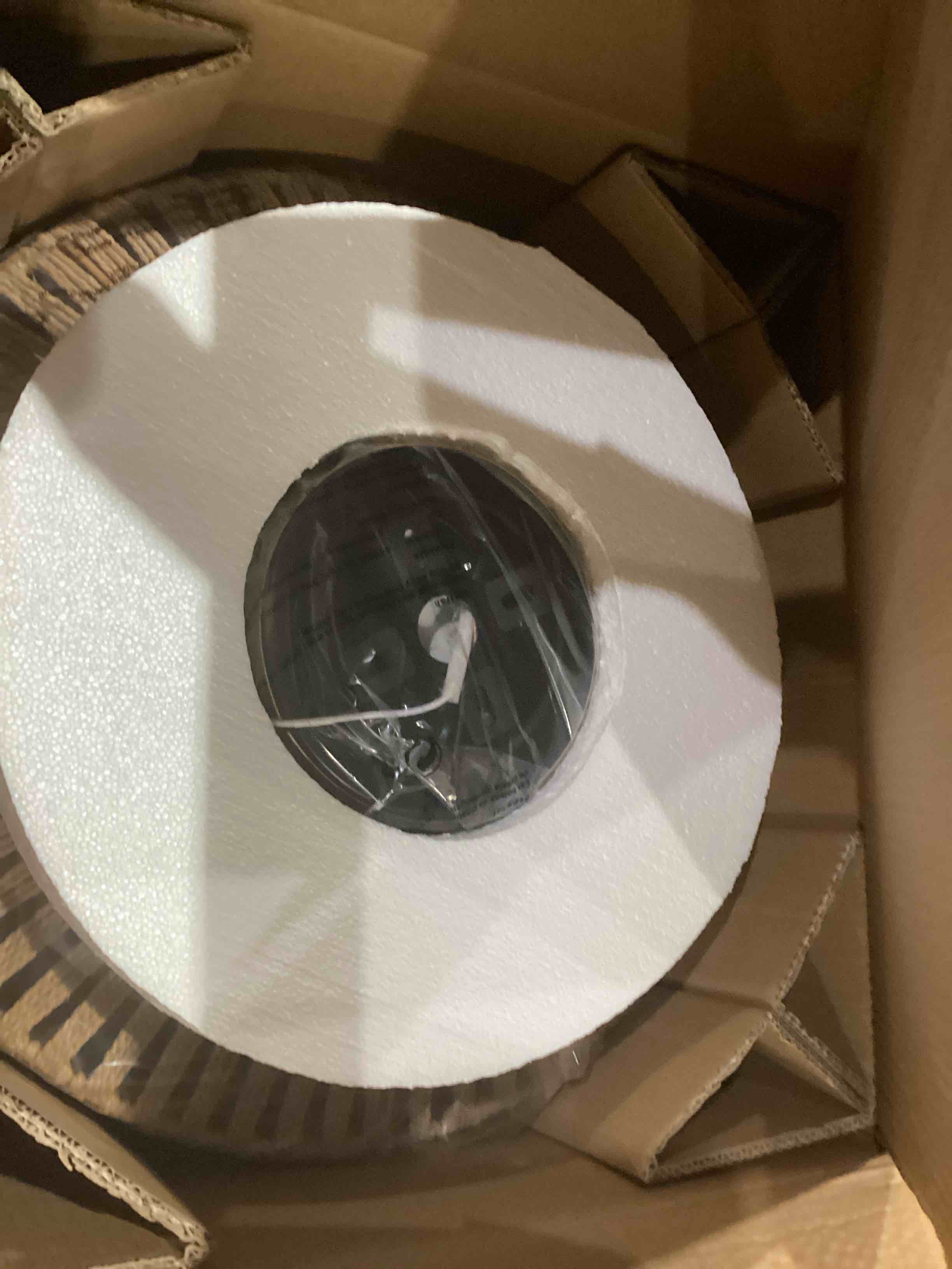 https://s3.amazonaws.com/lotting-images-prod/bidfta/GRA2001383_1750333496323.jpeg