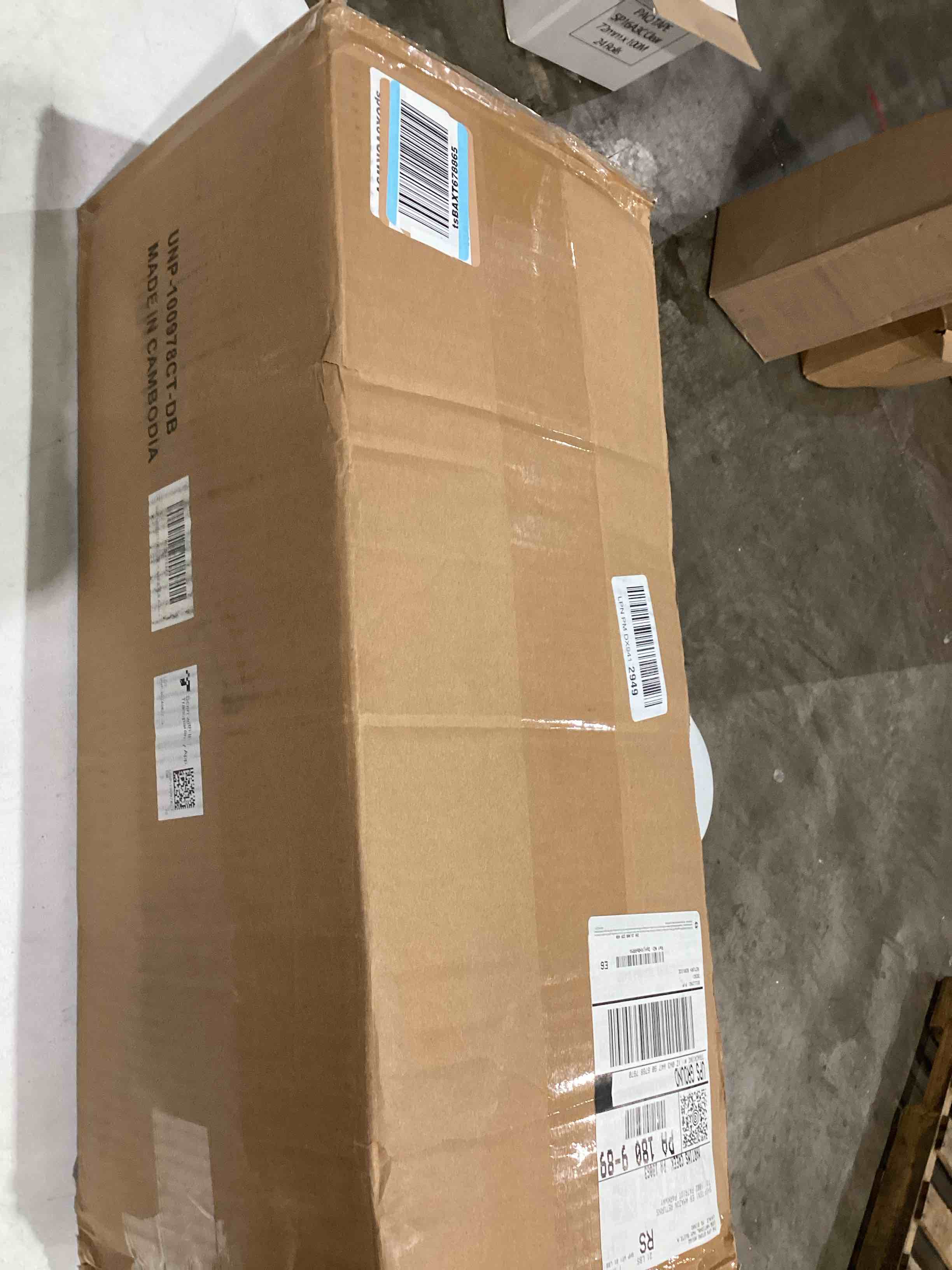 https://s3.amazonaws.com/lotting-images-prod/bidfta/GRA2001623_1750679508971.jpeg