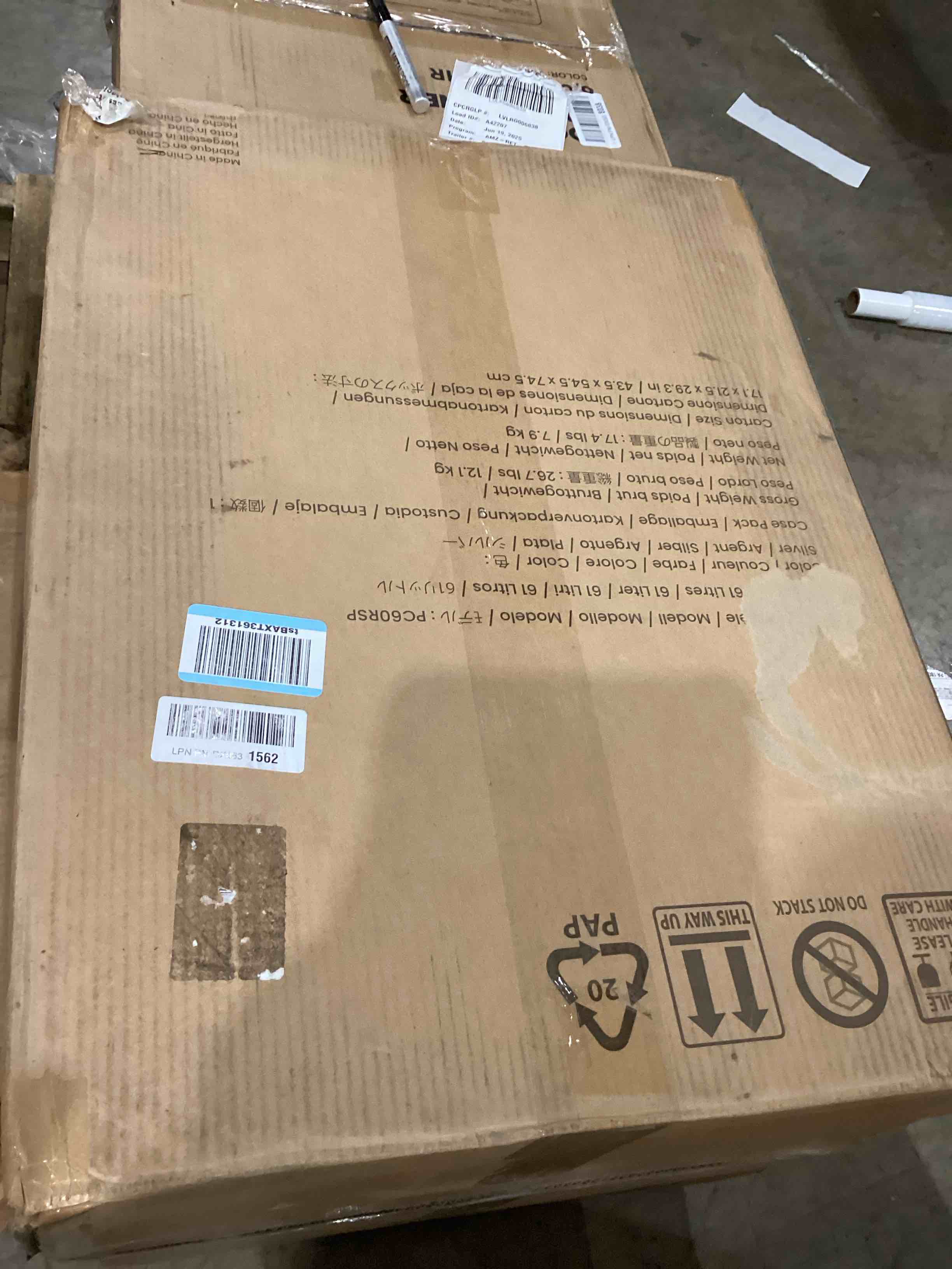 https://s3.amazonaws.com/lotting-images-prod/bidfta/GRA2001804_1750774273450.jpeg