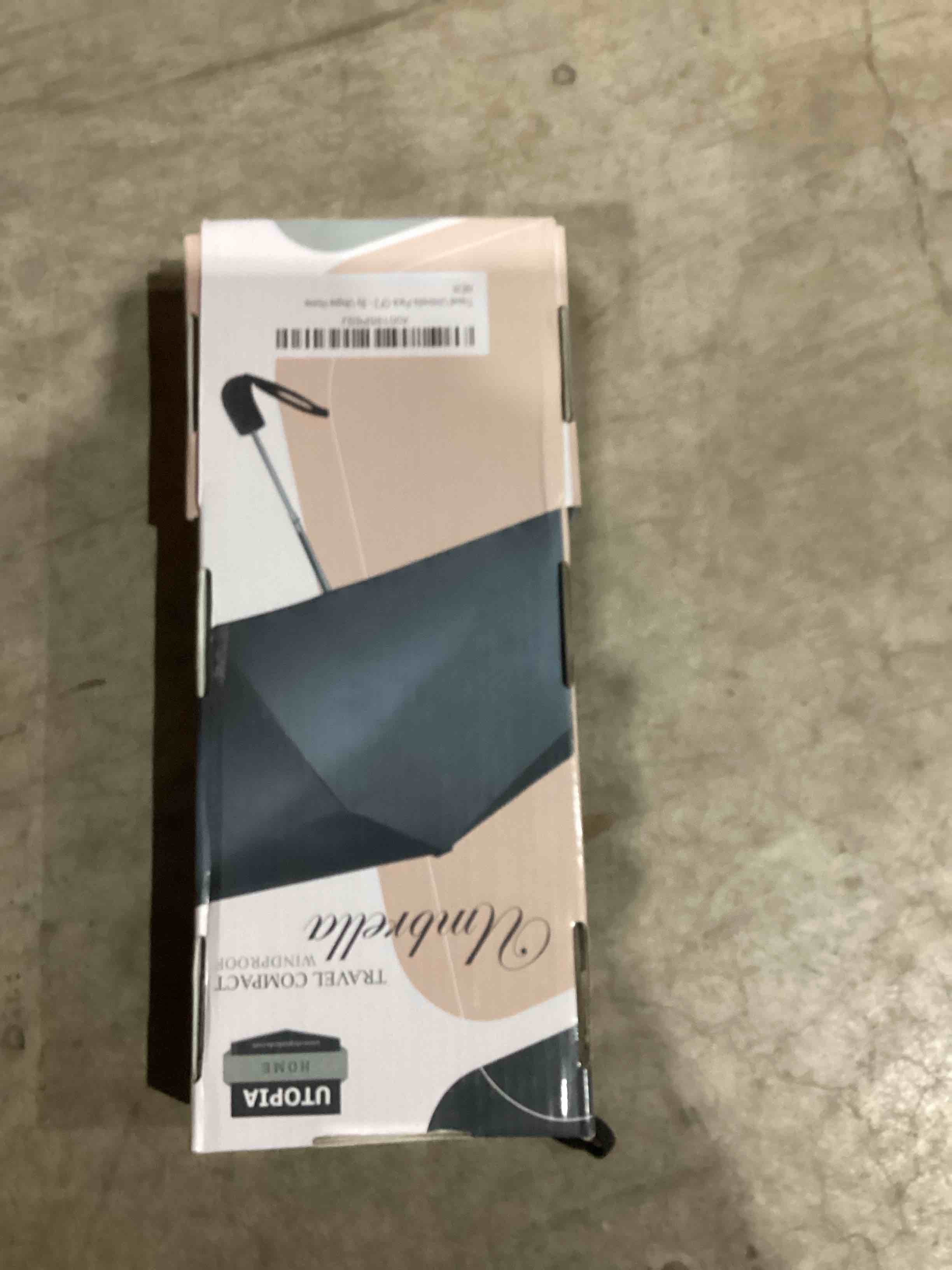 Condition photo showing Good Condition for travel umbrella pack of 2