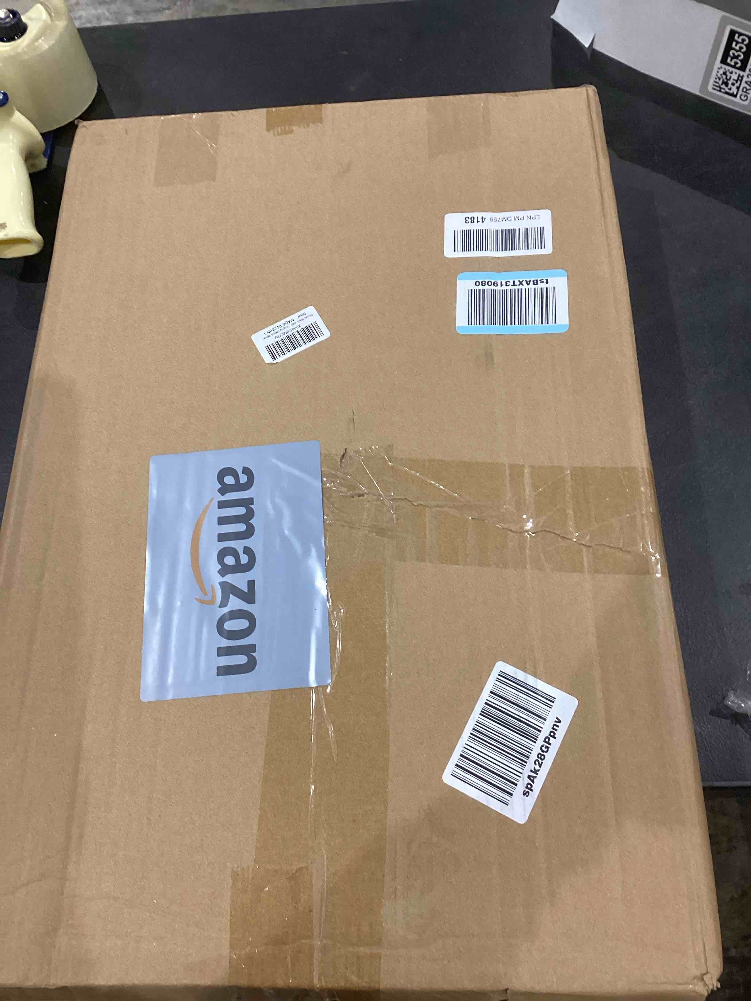 https://s3.amazonaws.com/lotting-images-prod/bidfta/GRA2005355_1742214546014.jpeg