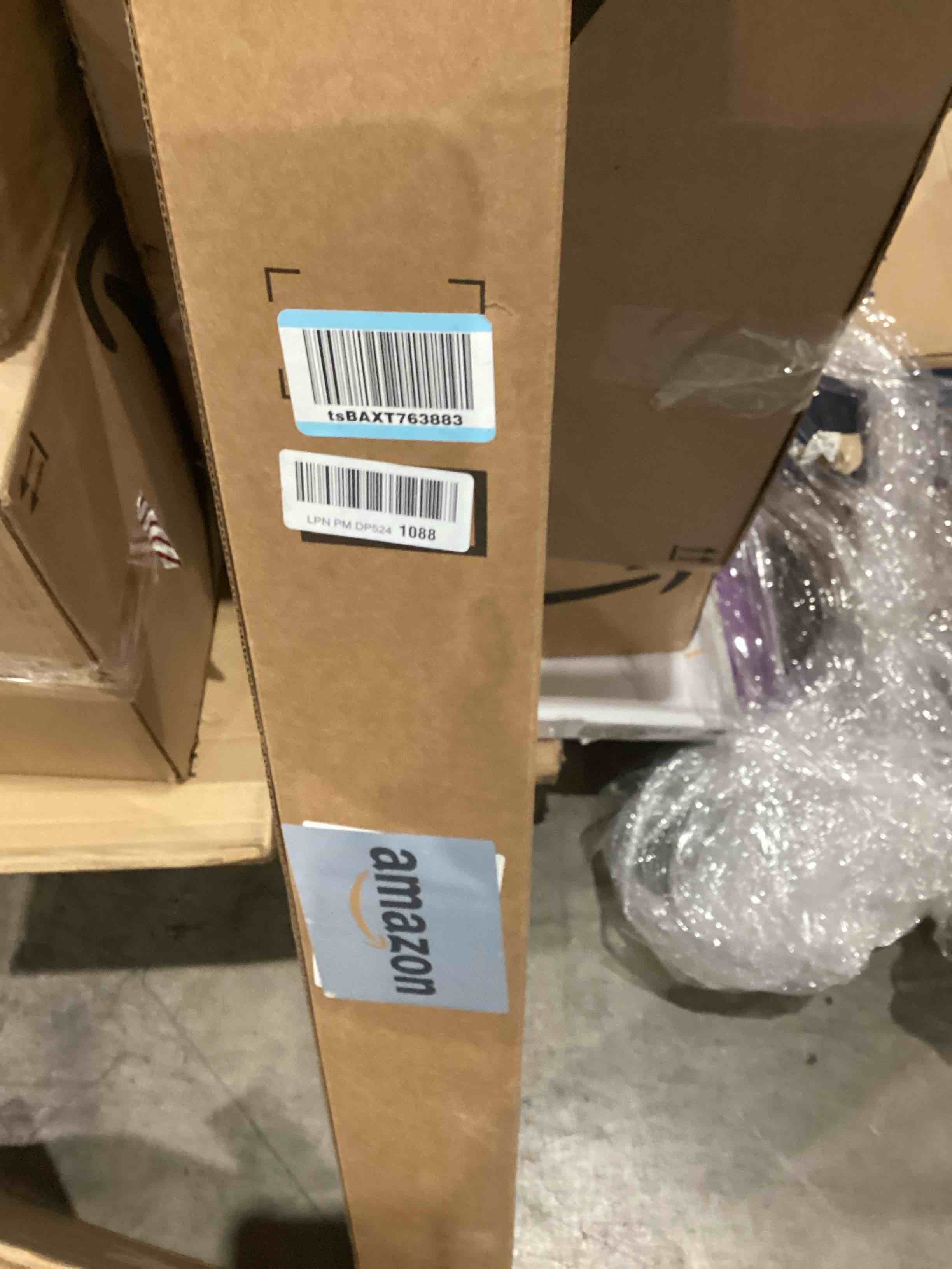 https://s3.amazonaws.com/lotting-images-prod/bidfta/GRA2005633_1742387037133.jpeg