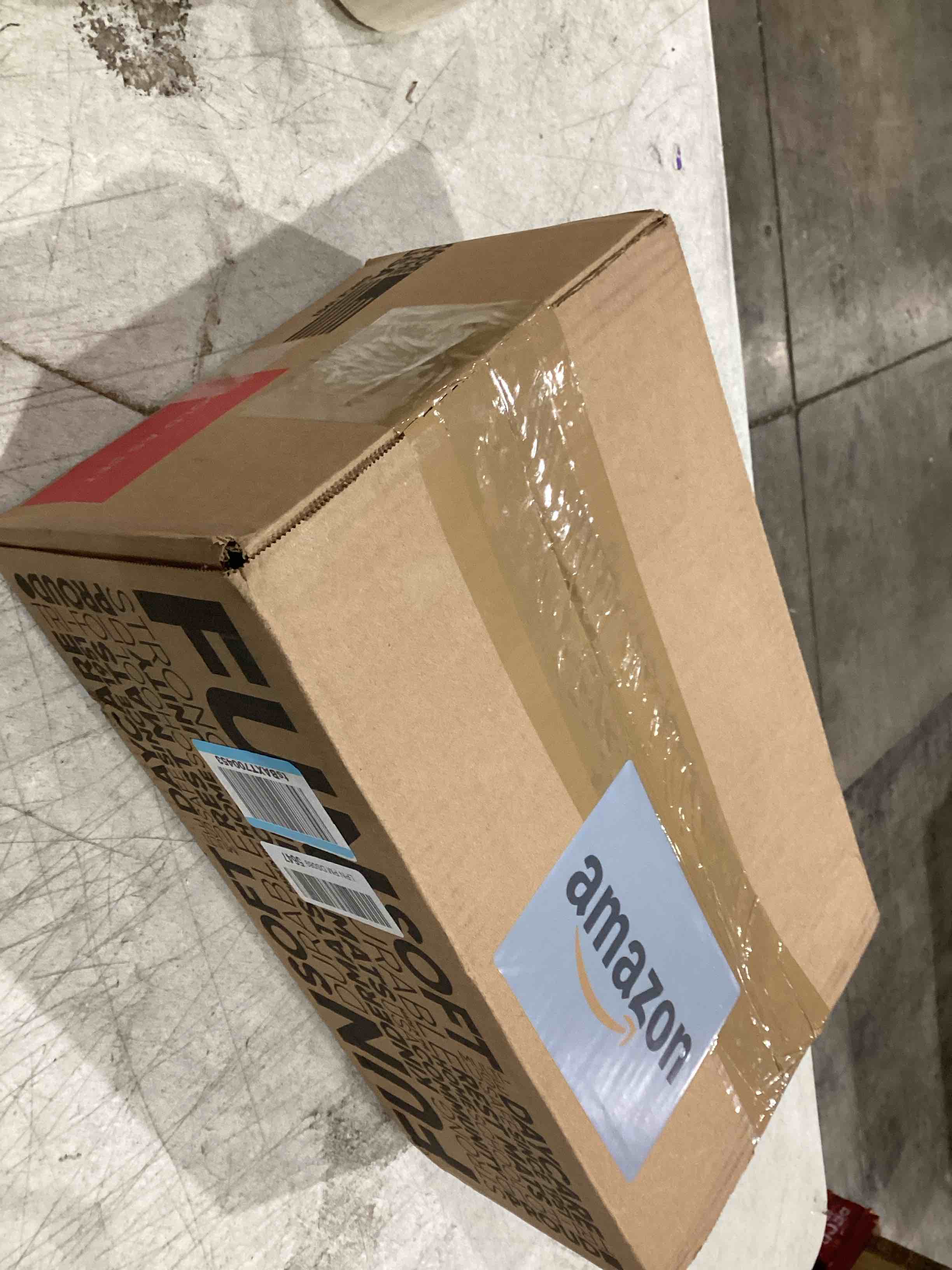 https://s3.amazonaws.com/lotting-images-prod/bidfta/GRA2006015_1742556648840.jpeg
