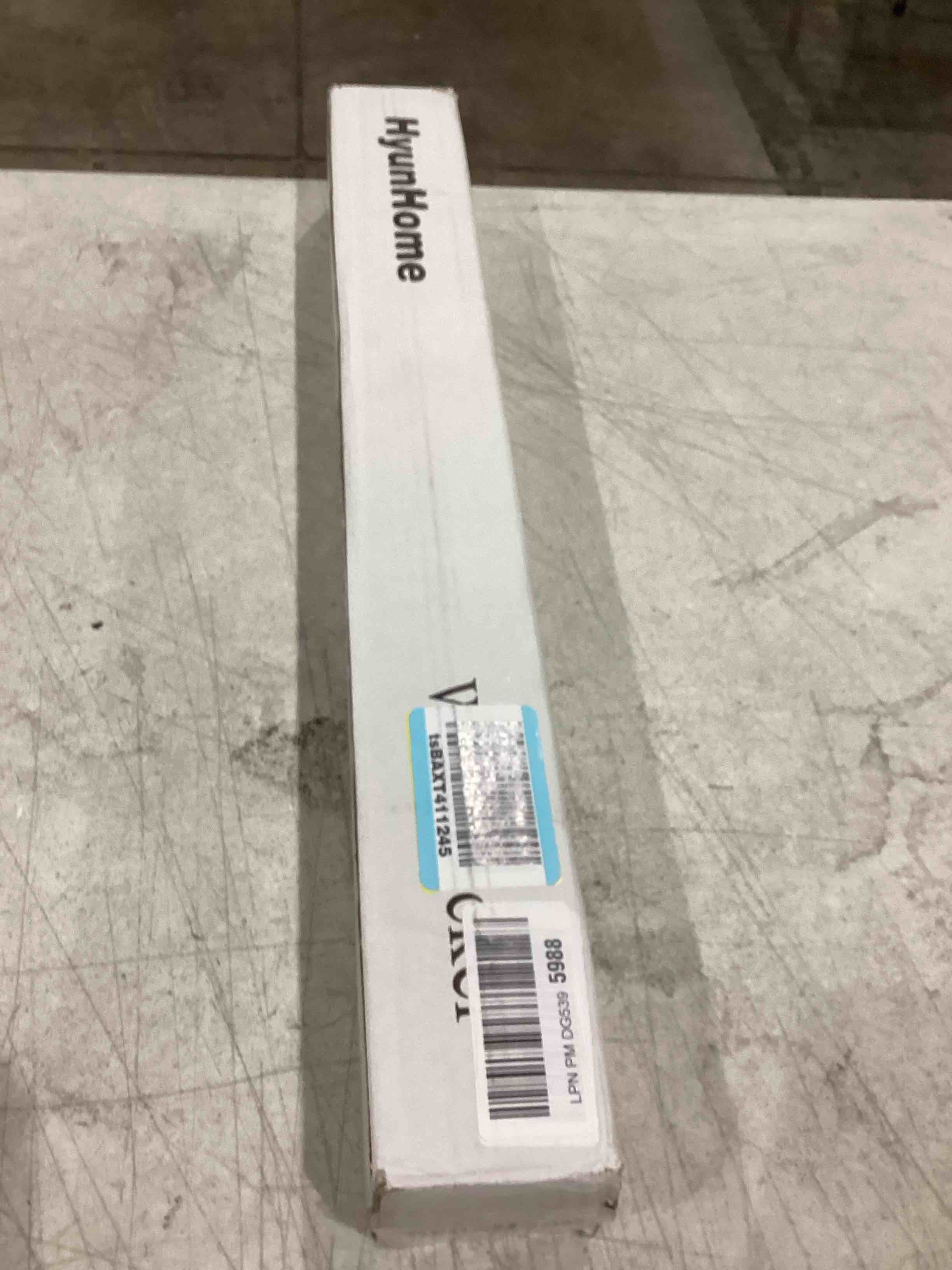 https://s3.amazonaws.com/lotting-images-prod/bidfta/GRA2006382_1742822506003.jpeg