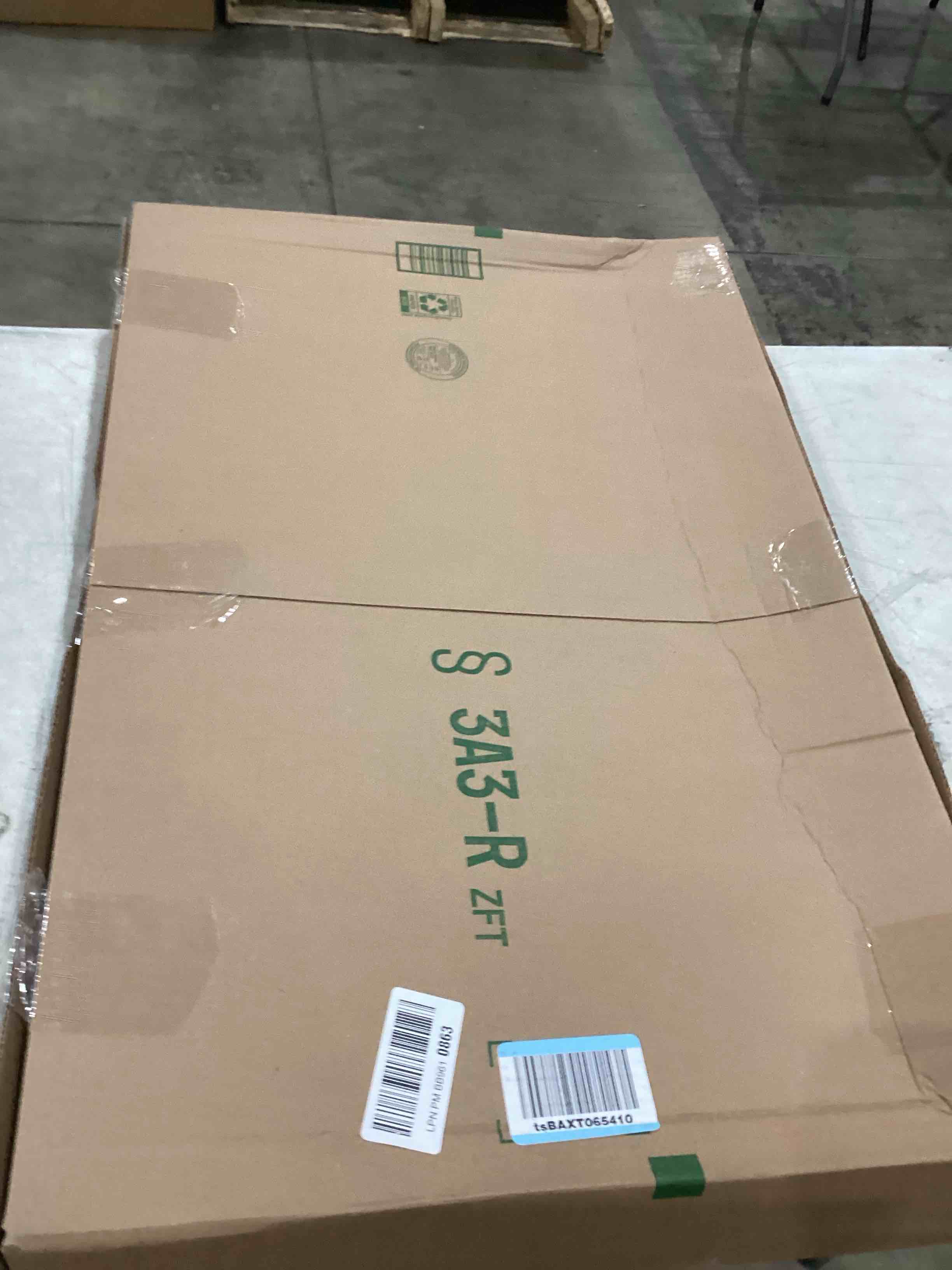 https://s3.amazonaws.com/lotting-images-prod/bidfta/GRA2006390_1742819610308.jpeg