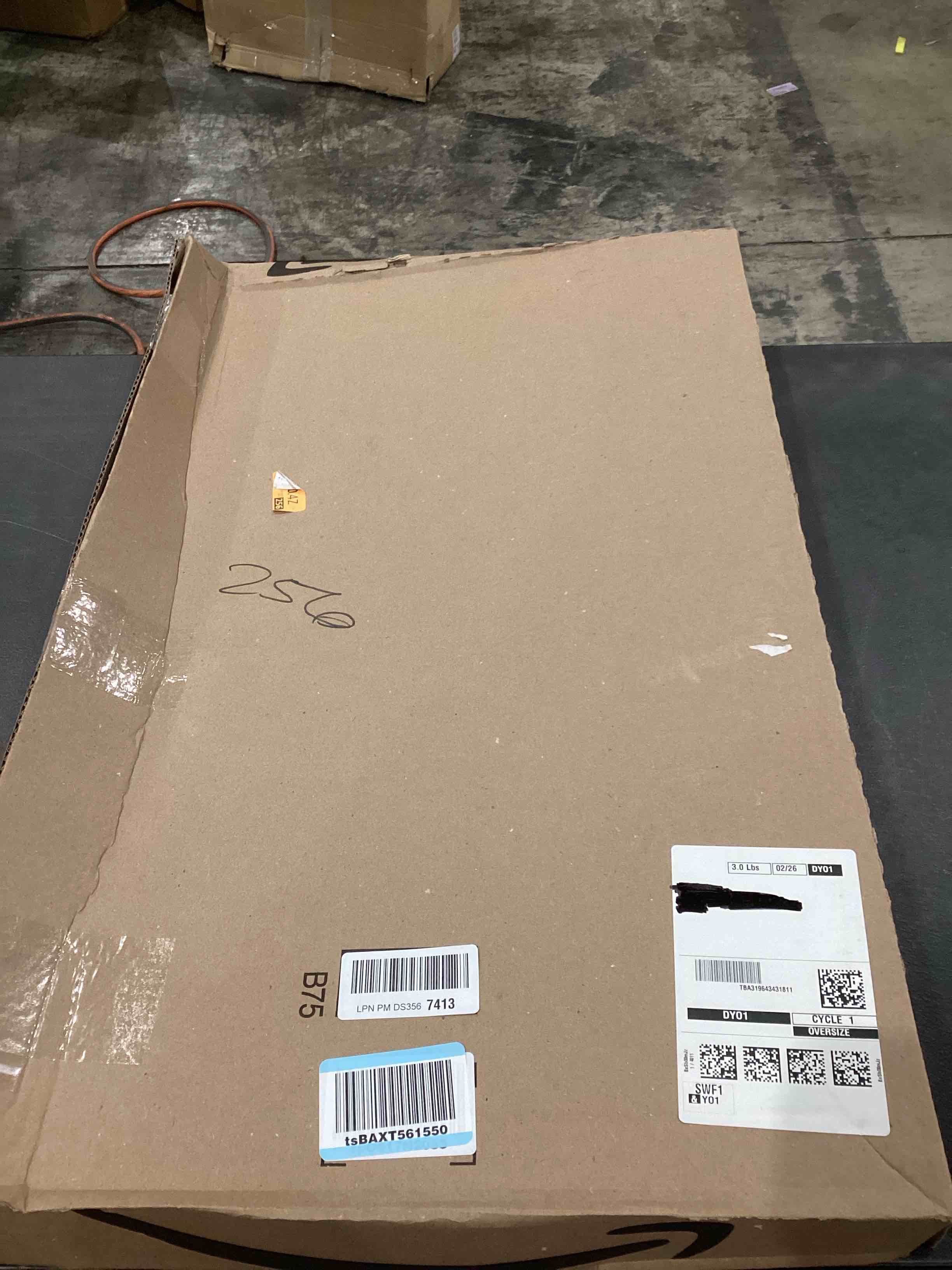 https://s3.amazonaws.com/lotting-images-prod/bidfta/GRA2006496_1742819617183.jpeg