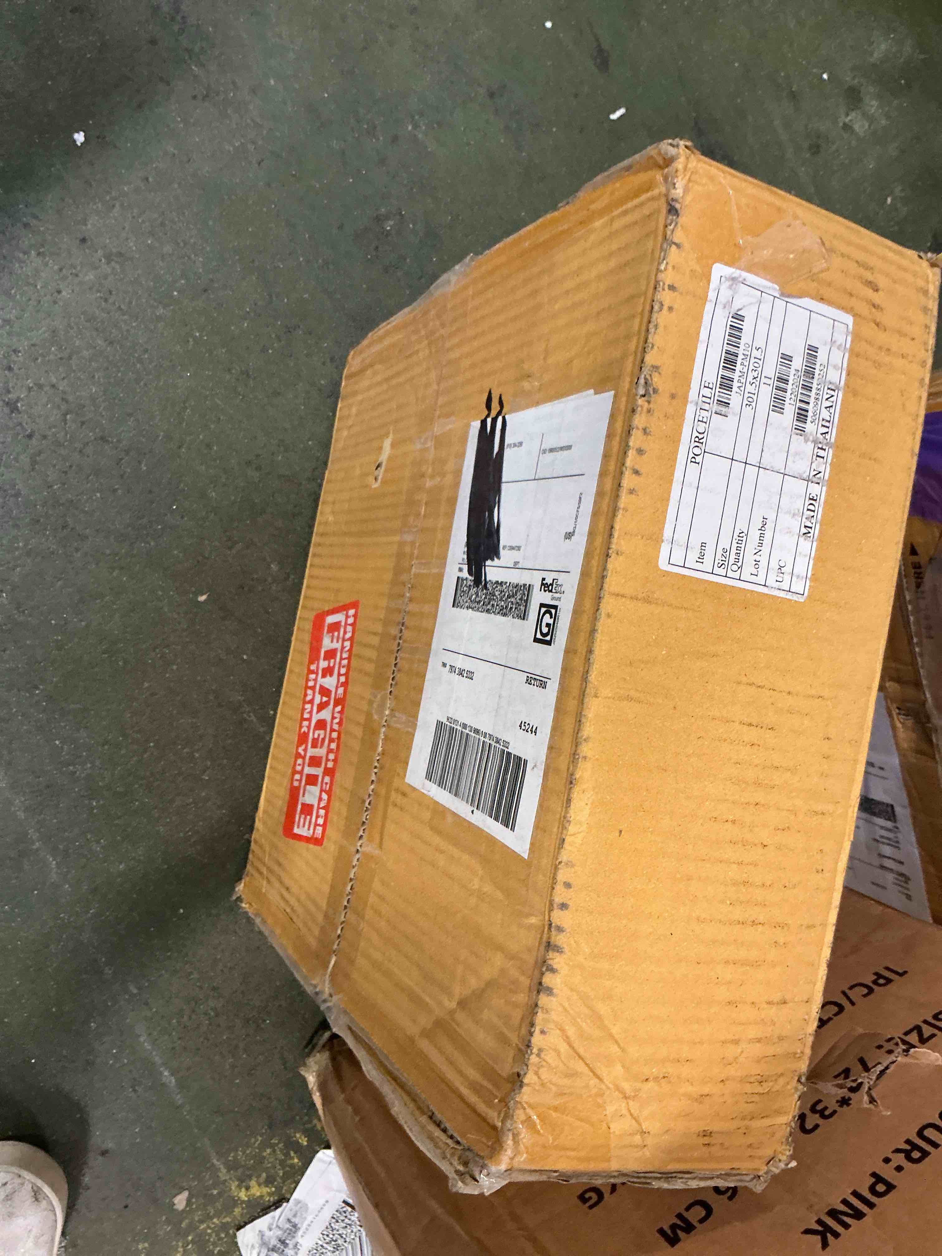 https://s3.amazonaws.com/lotting-images-prod/bidfta/GRA2008190_1751297540729.jpeg