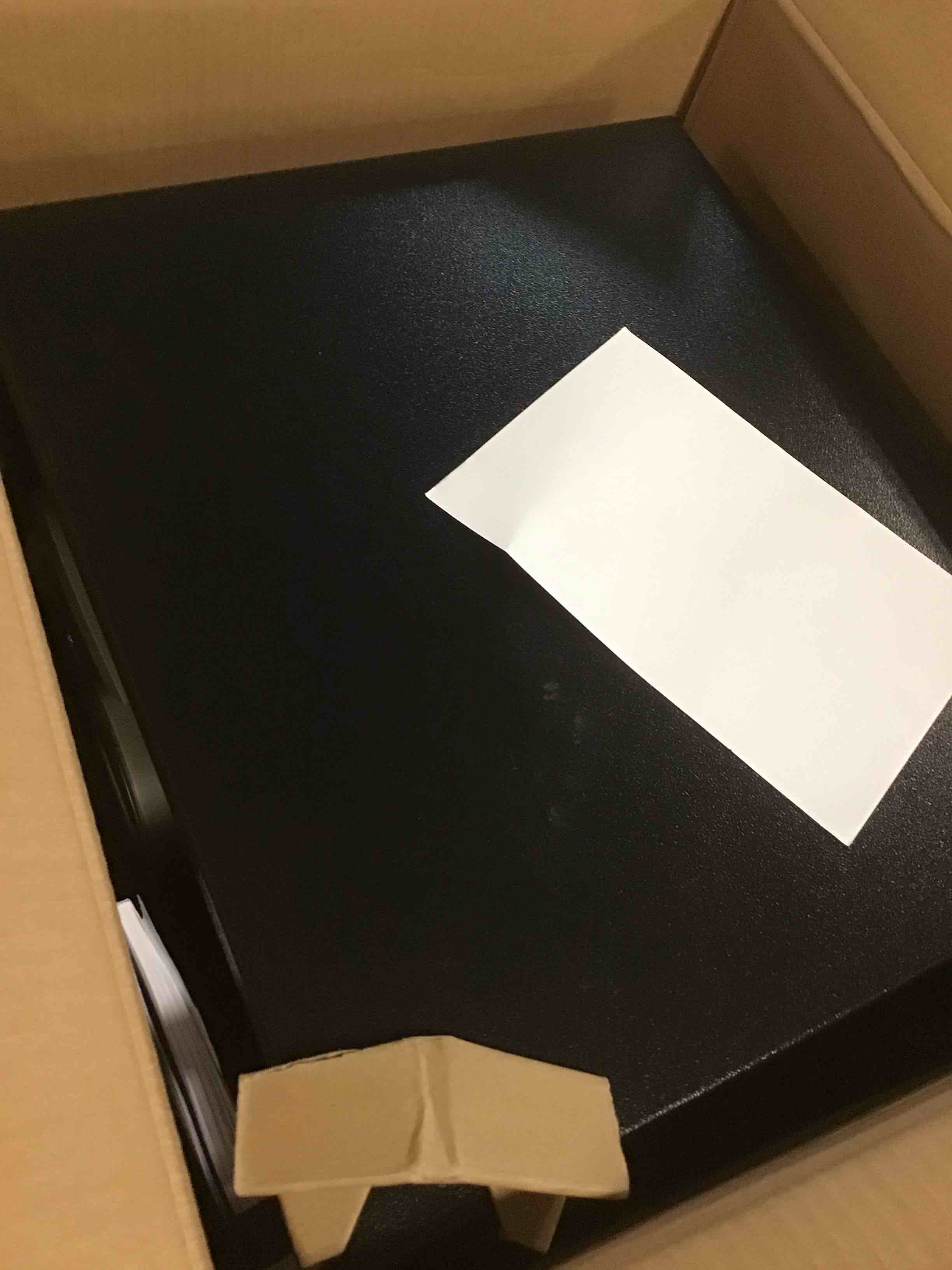 https://s3.amazonaws.com/lotting-images-prod/bidfta/GRA2011637_1743600026275.jpeg
