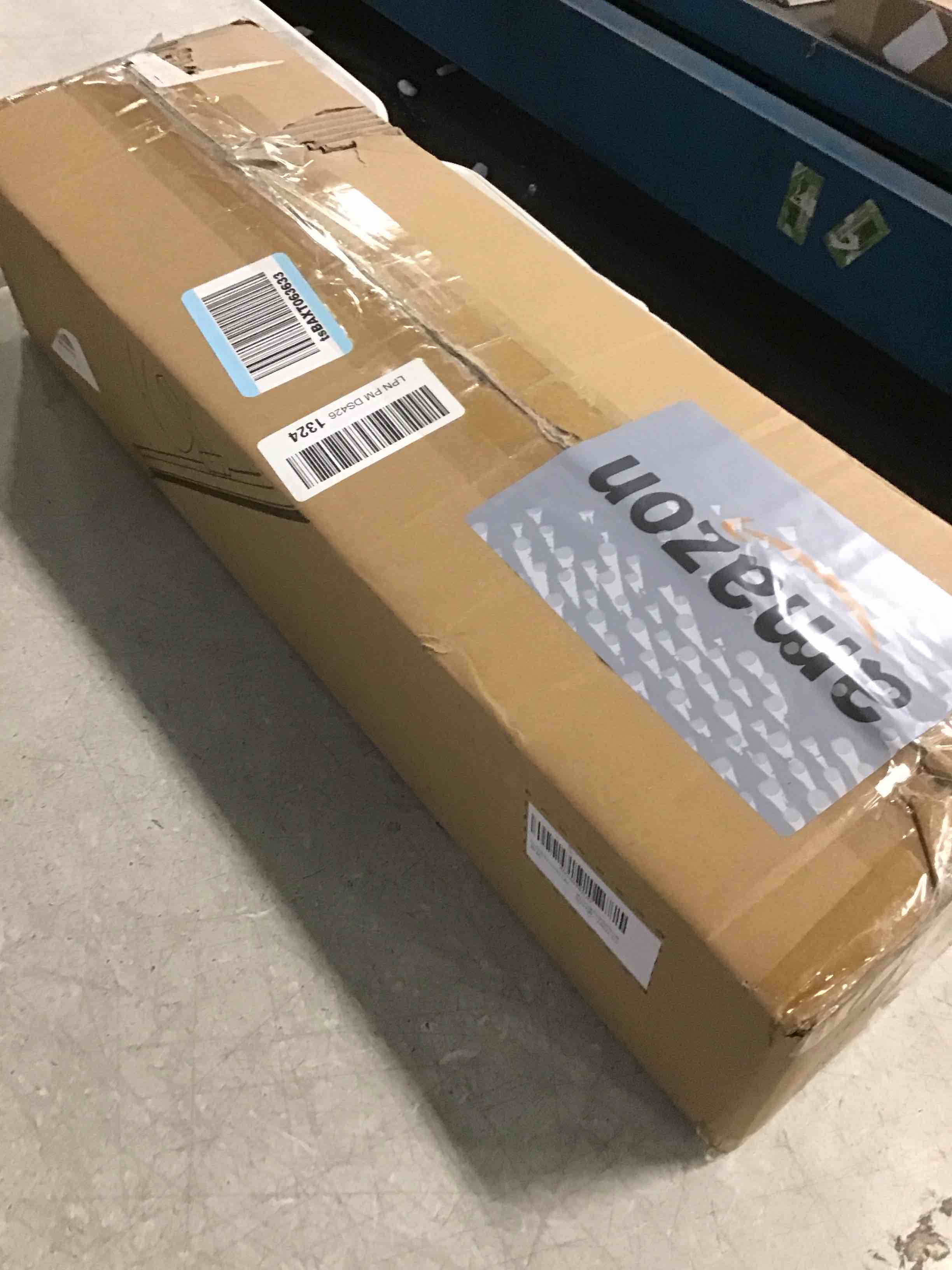 https://s3.amazonaws.com/lotting-images-prod/bidfta/GRA2011744_1743614656938.jpeg