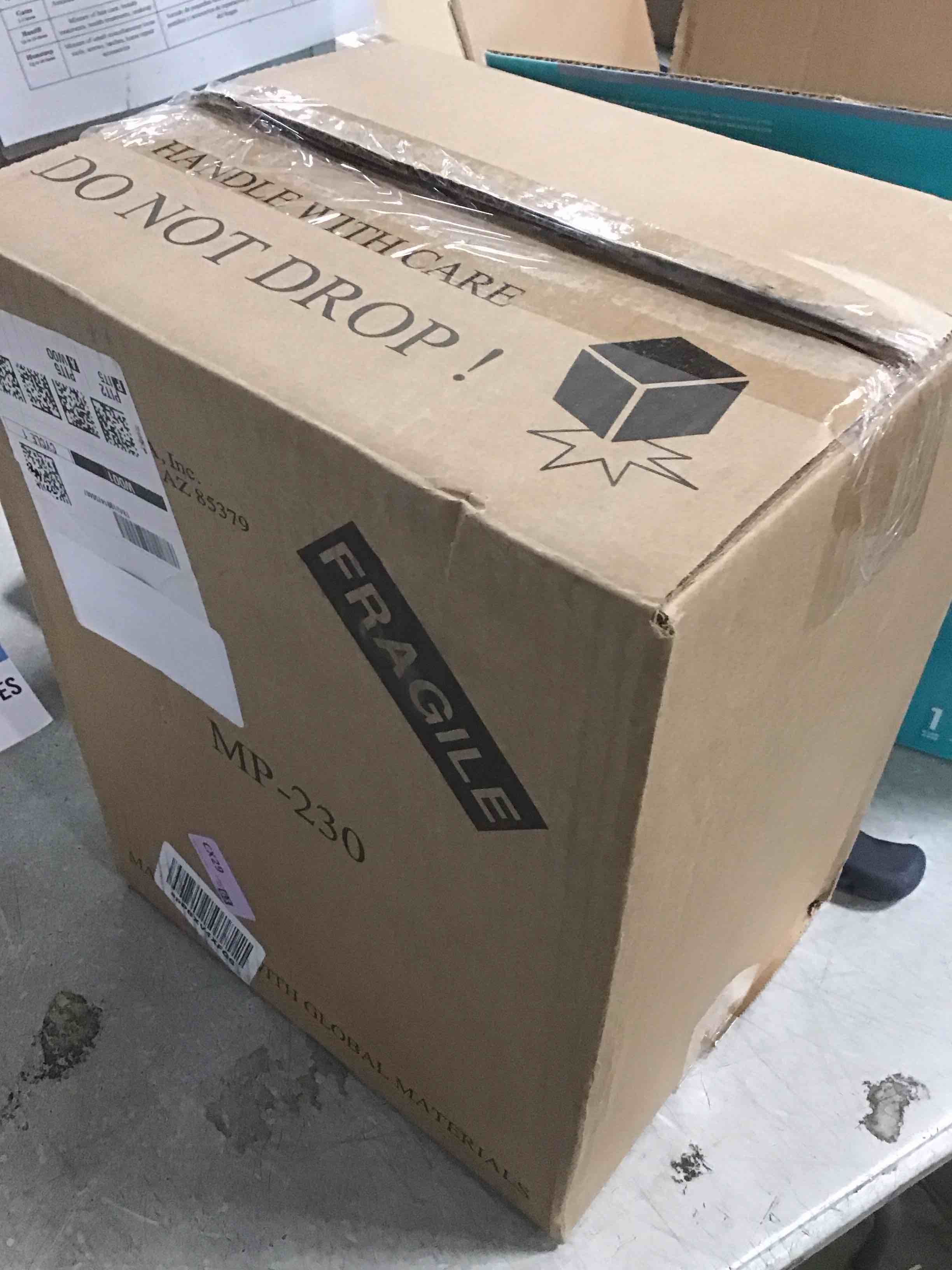 https://s3.amazonaws.com/lotting-images-prod/bidfta/GRA2011839_1743625127264.jpeg