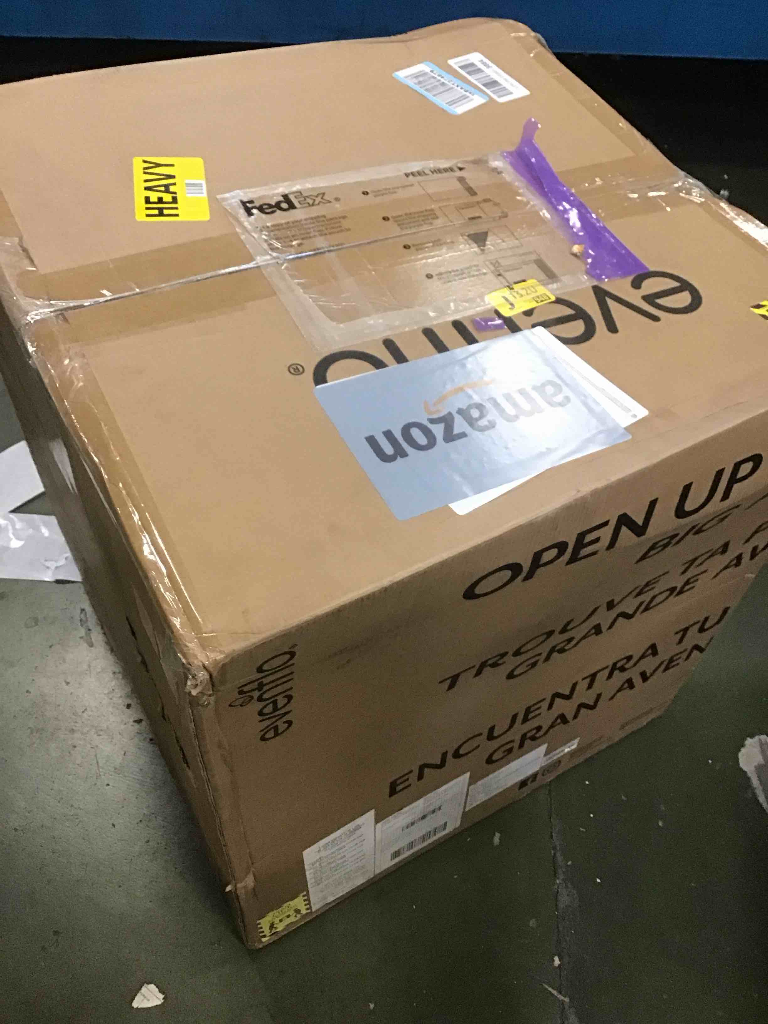 https://s3.amazonaws.com/lotting-images-prod/bidfta/GRA2012342_1744031340650.jpeg