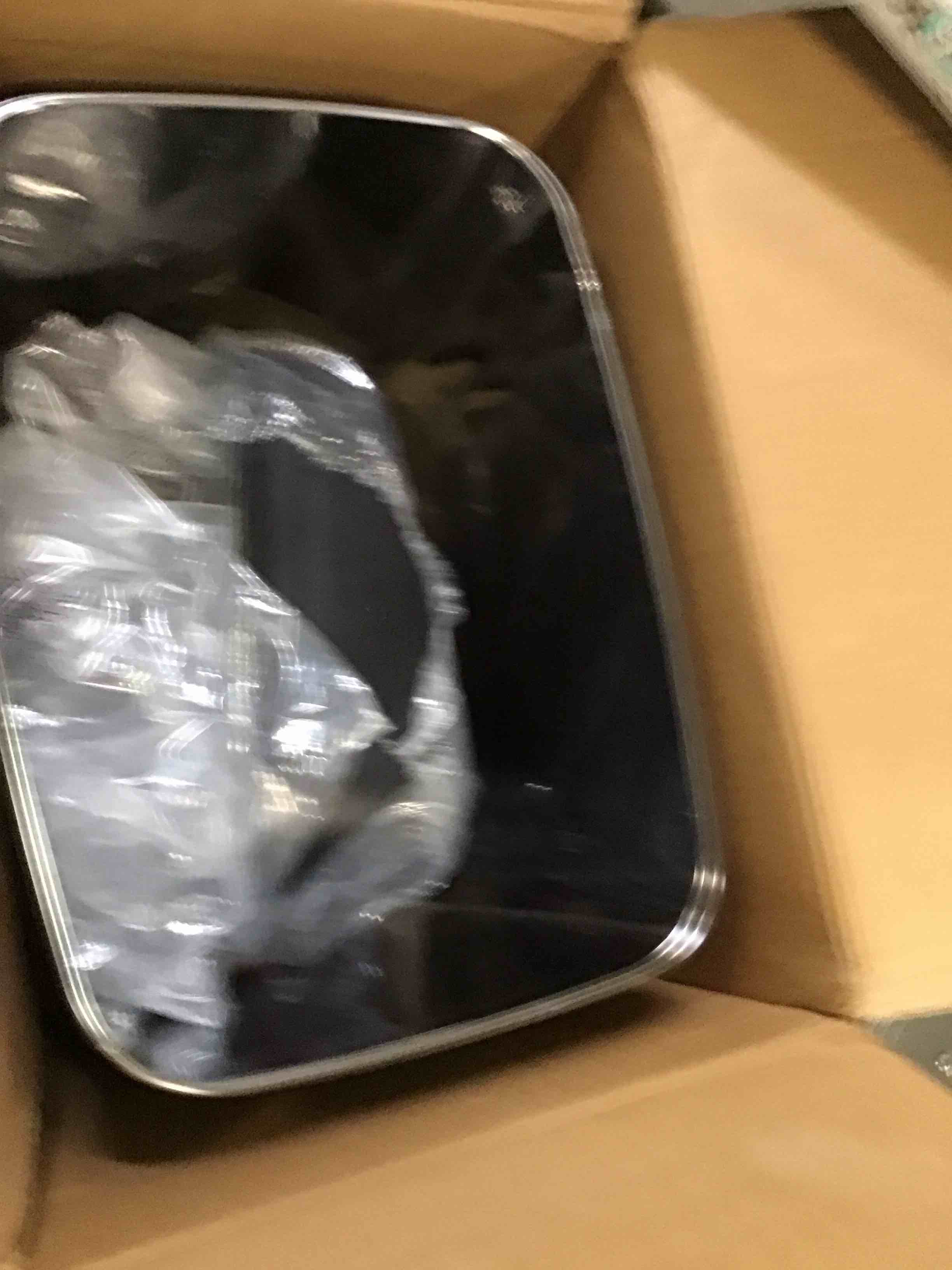 https://s3.amazonaws.com/lotting-images-prod/bidfta/GRA2013778_1744984016379.jpeg
