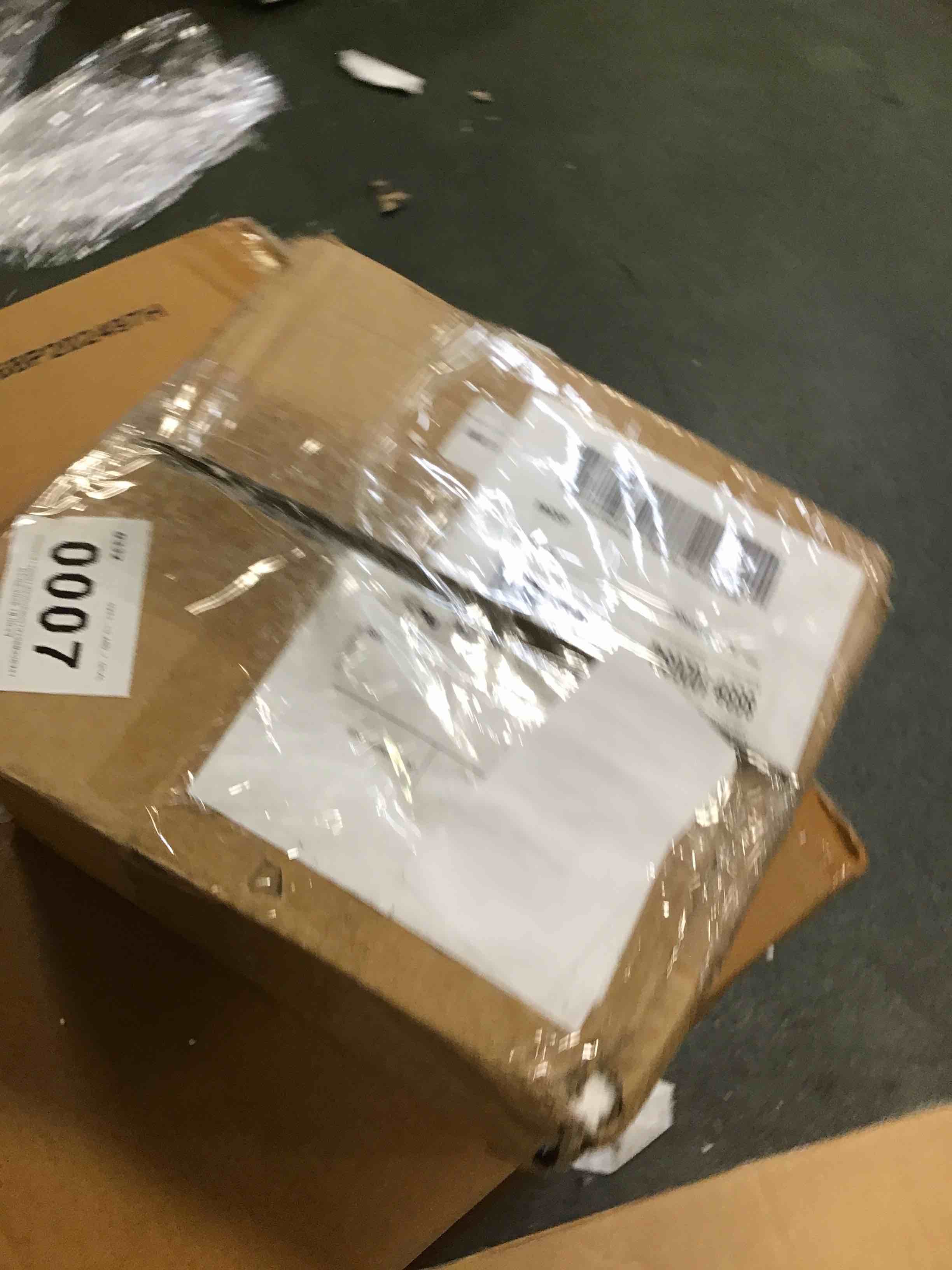 https://s3.amazonaws.com/lotting-images-prod/bidfta/GRA2017225_1744220098872.jpeg