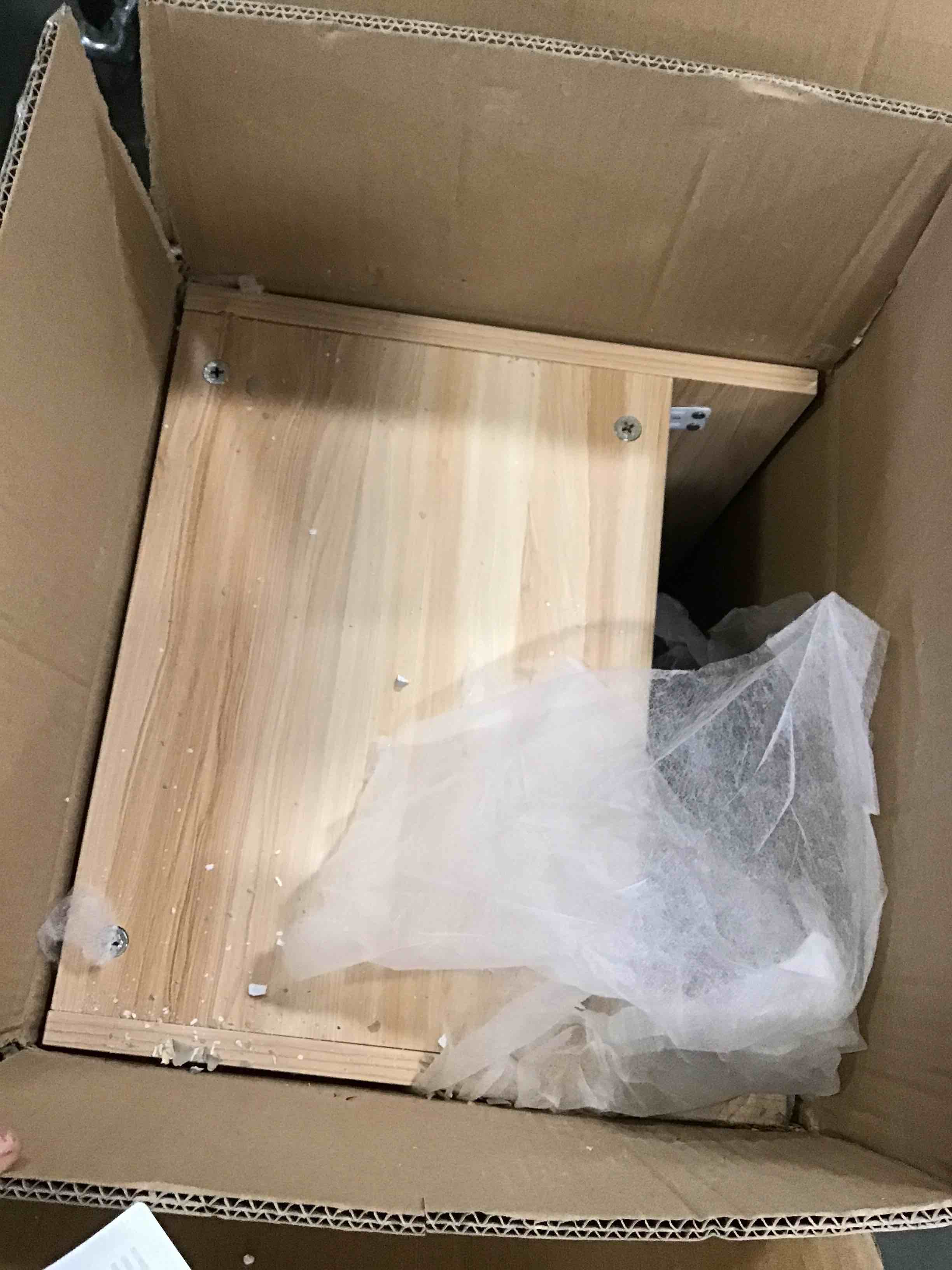 https://s3.amazonaws.com/lotting-images-prod/bidfta/GRA2017254_1744227561607.jpeg