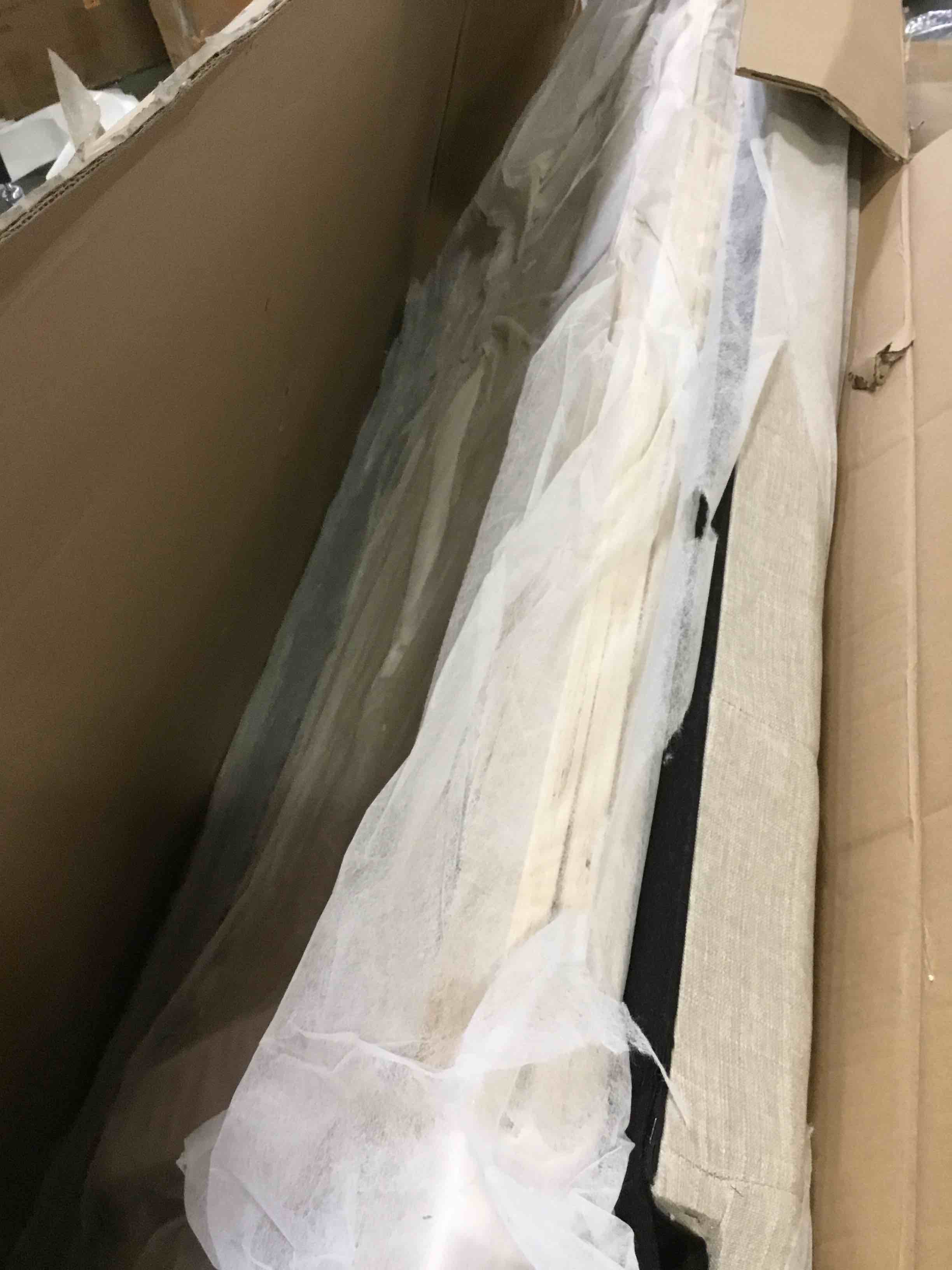https://s3.amazonaws.com/lotting-images-prod/bidfta/GRA2017886_1745263748693.jpeg