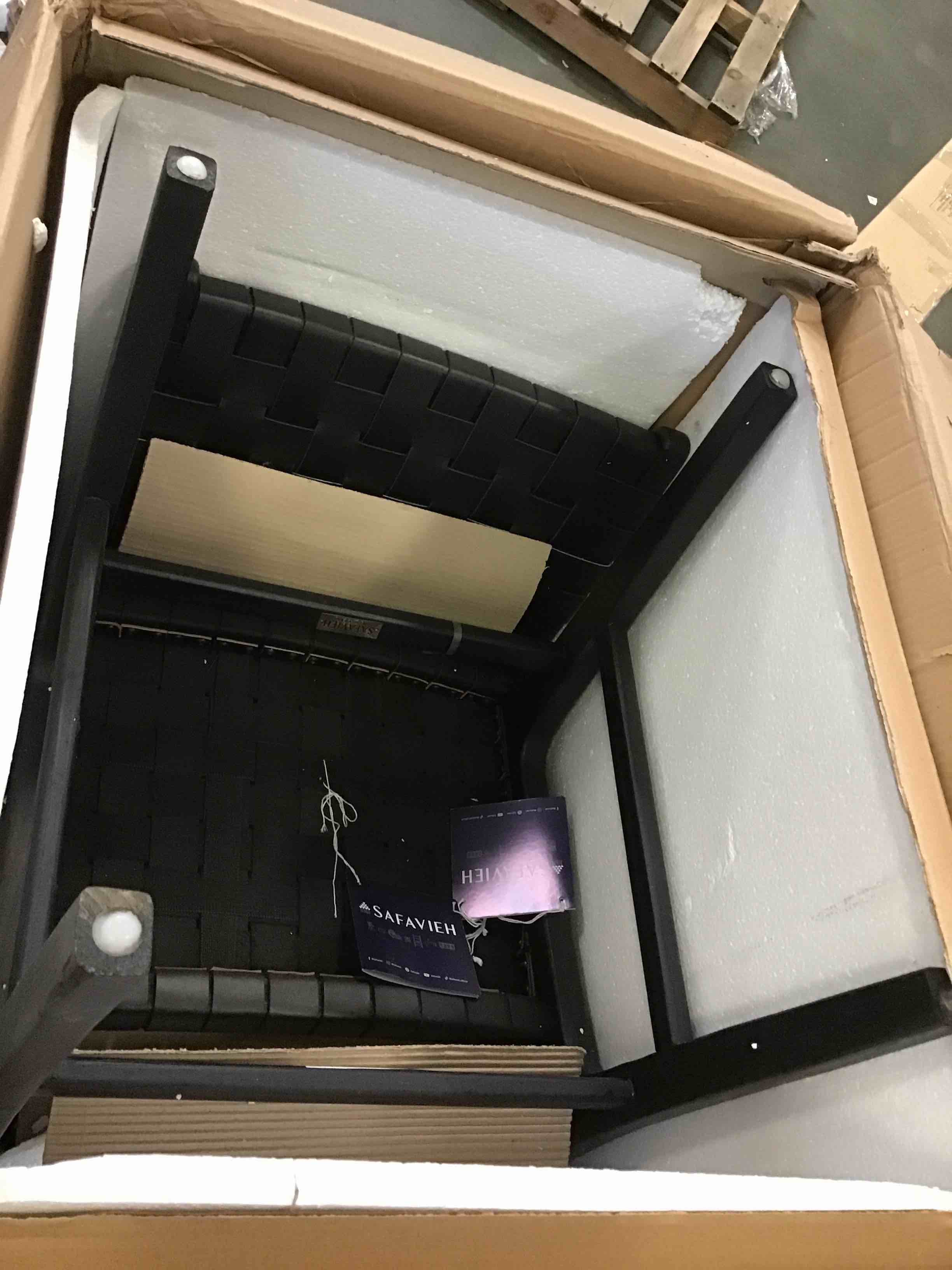 https://s3.amazonaws.com/lotting-images-prod/bidfta/GRA2017953_1745342048413.jpeg