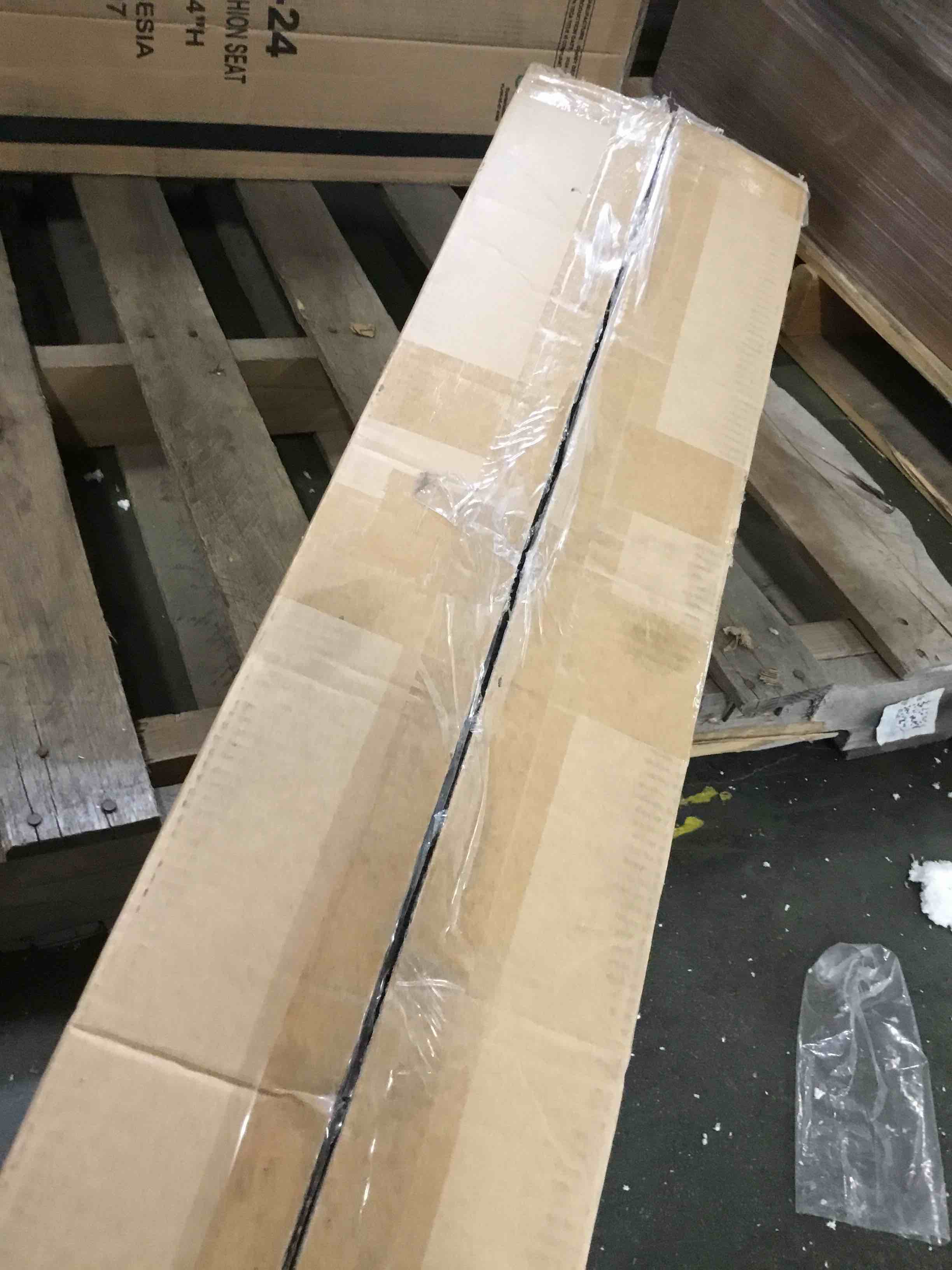 https://s3.amazonaws.com/lotting-images-prod/bidfta/GRA2018334_1745871347367.jpeg