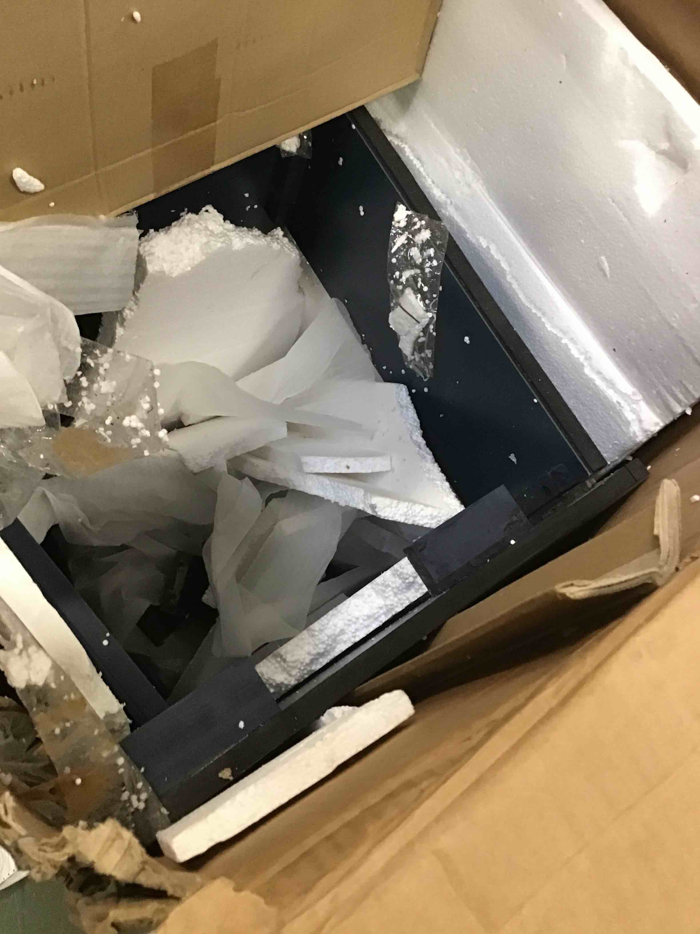 https://s3.amazonaws.com/lotting-images-prod/bidfta/GRA2018381_1745940409260.jpeg