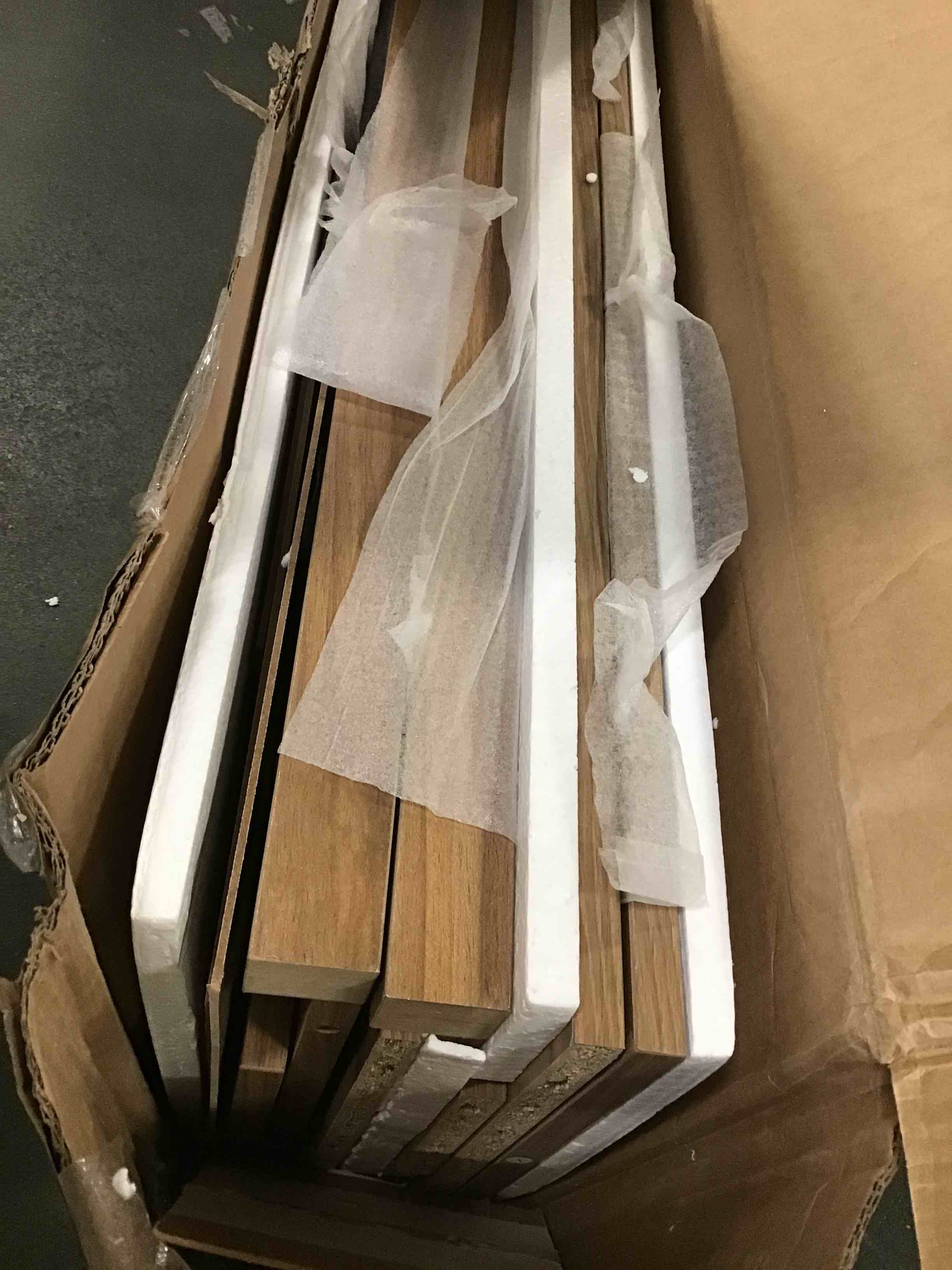 https://s3.amazonaws.com/lotting-images-prod/bidfta/GRA2018774_1746535362164.jpeg