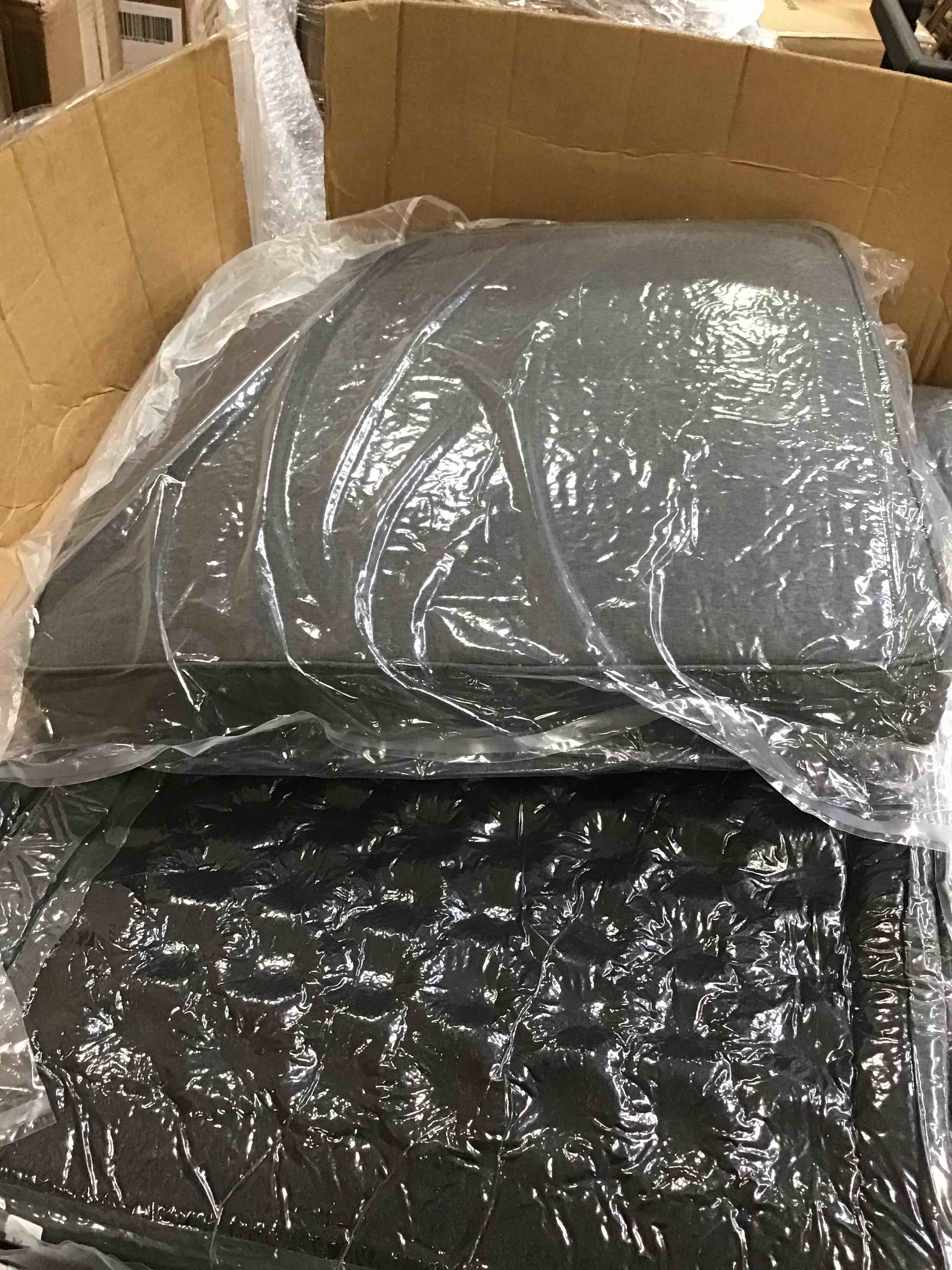 https://s3.amazonaws.com/lotting-images-prod/bidfta/GRA2019510_1747400348251.jpeg