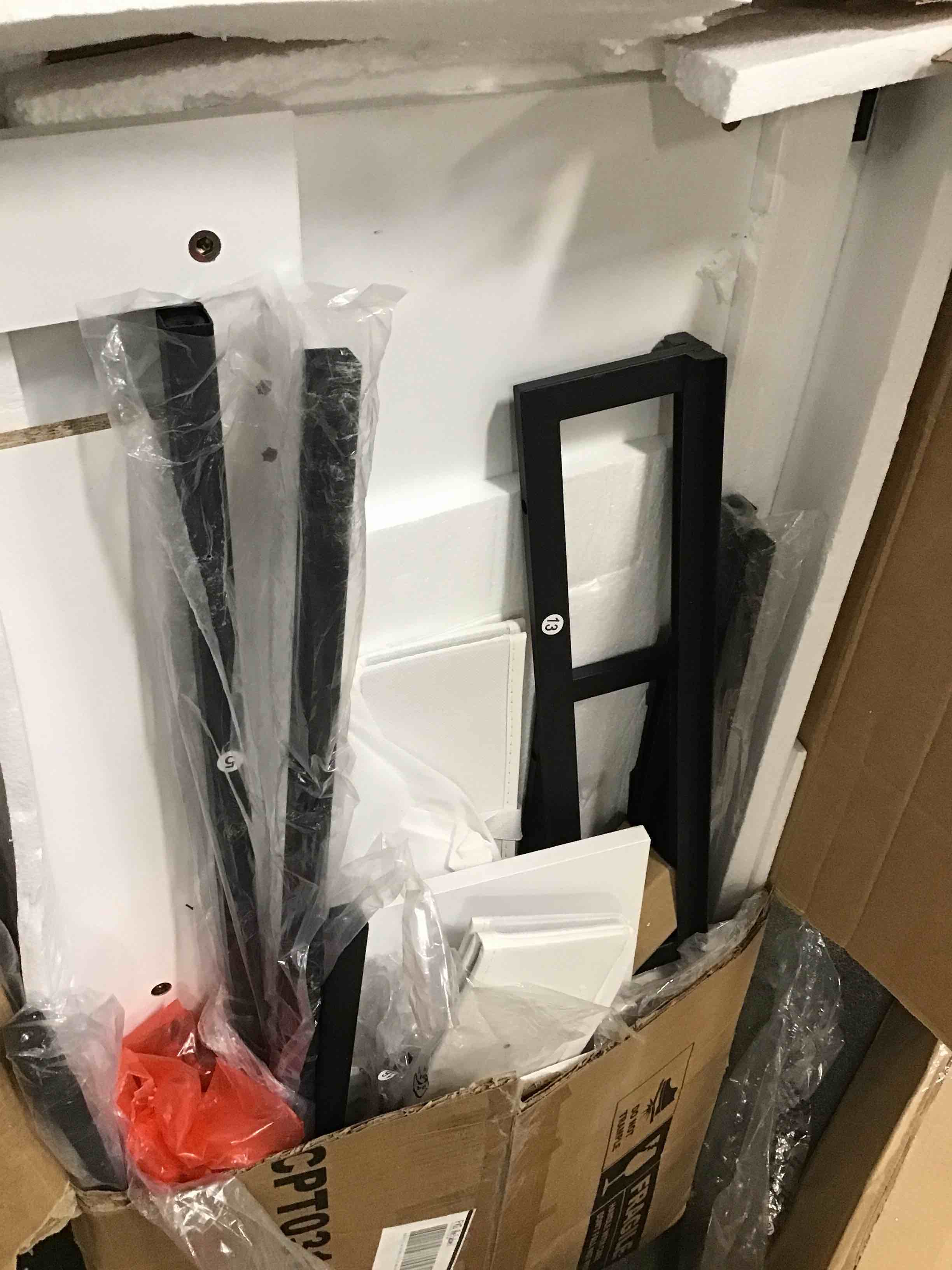 https://s3.amazonaws.com/lotting-images-prod/bidfta/GRA2019526_1747405444402.jpeg