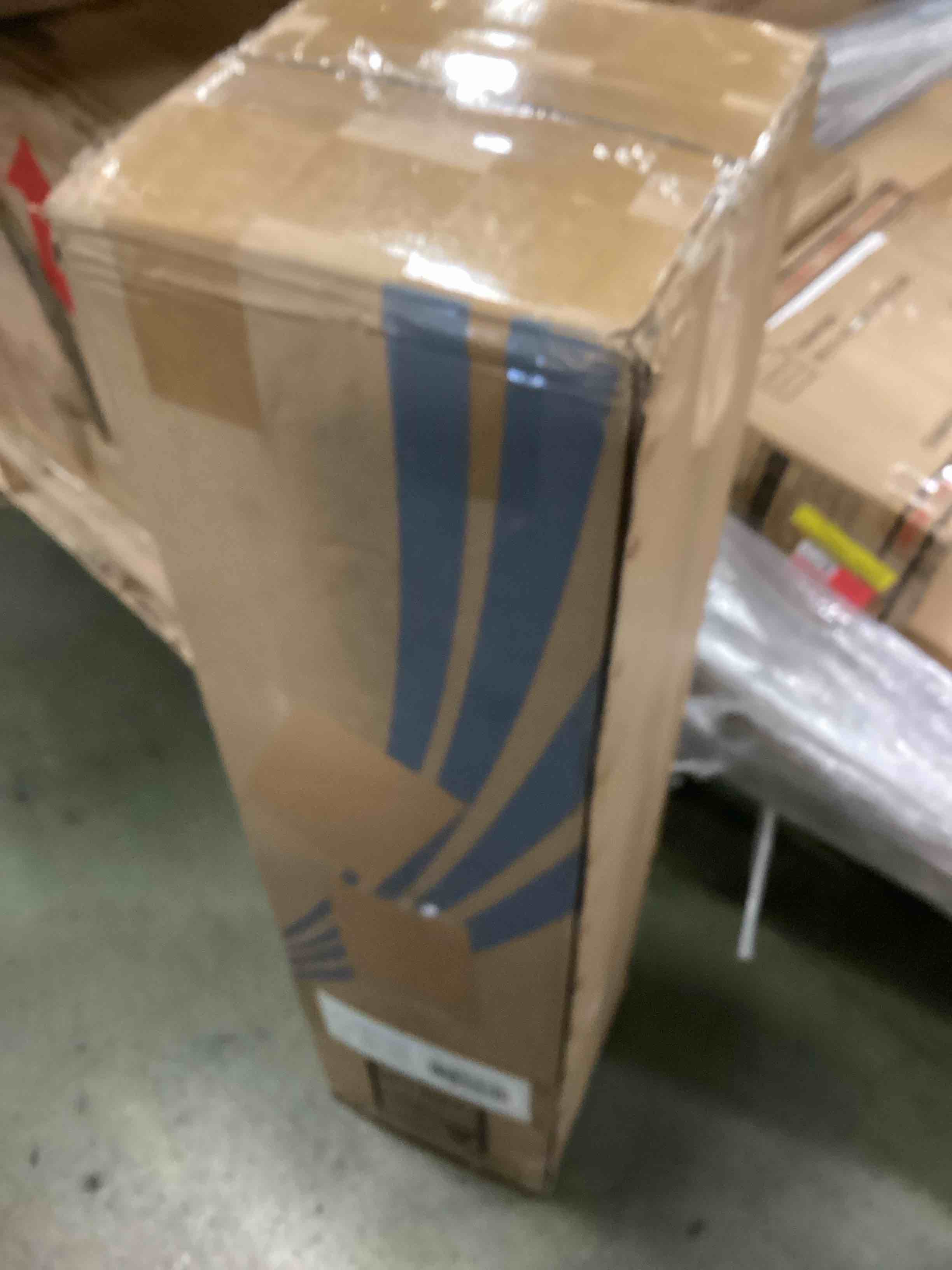 https://s3.amazonaws.com/lotting-images-prod/bidfta/GRA2024162_1747756240044.jpeg