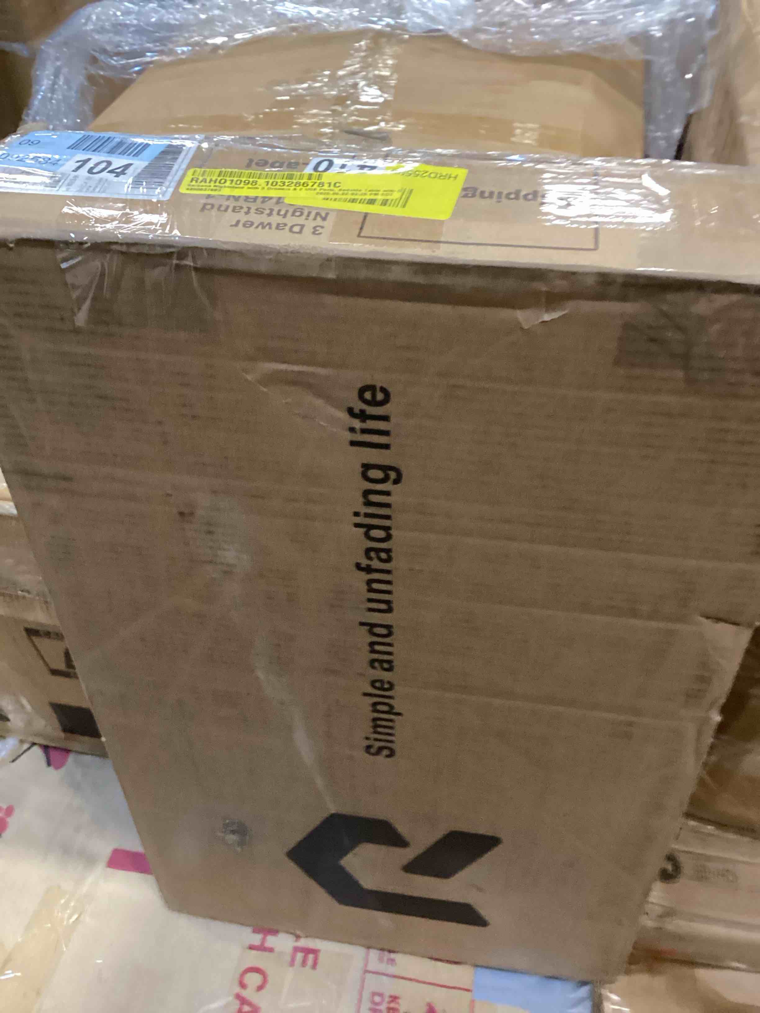 https://s3.amazonaws.com/lotting-images-prod/bidfta/GRA2024559_1748367428130.jpeg