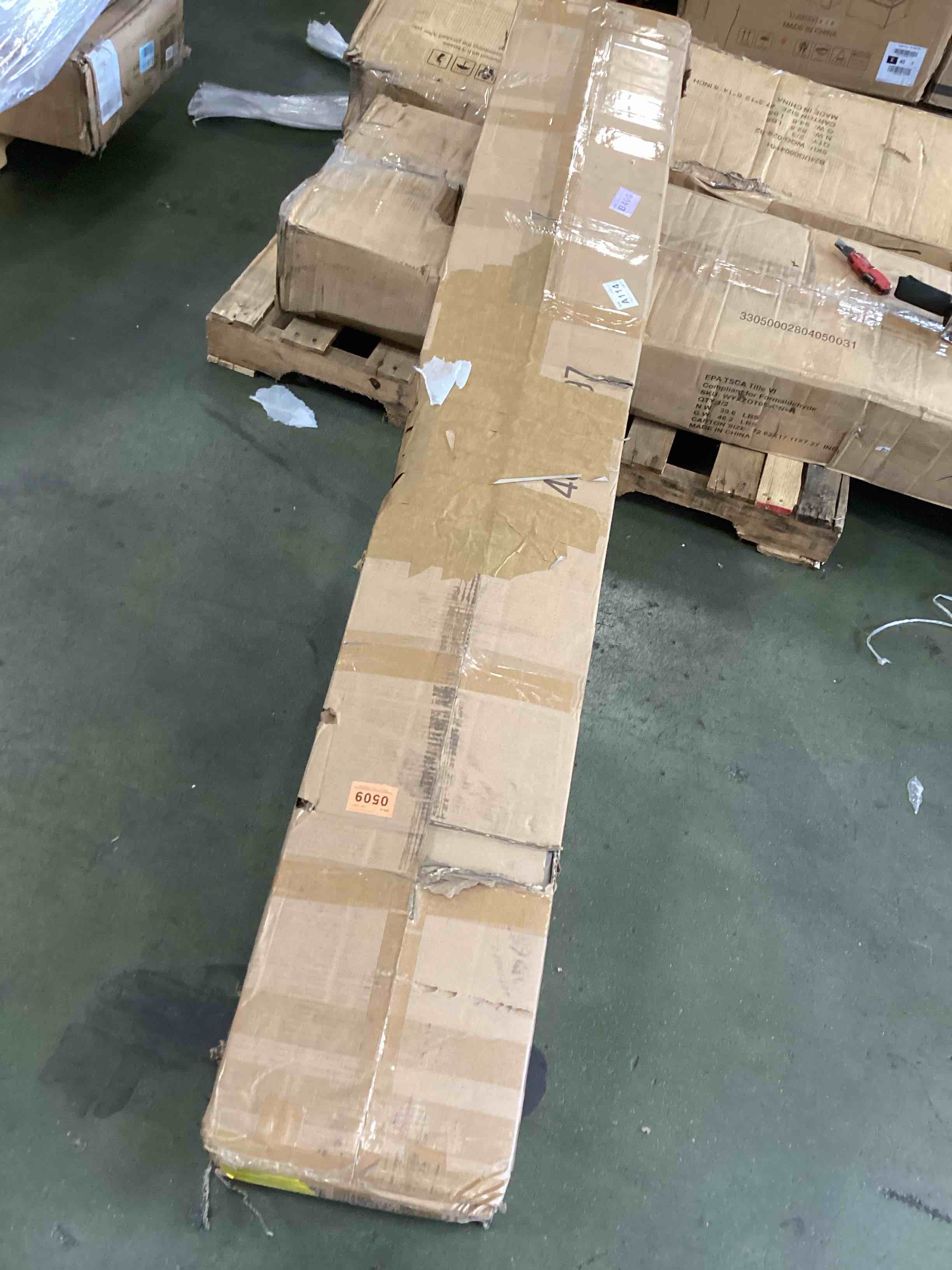 https://s3.amazonaws.com/lotting-images-prod/bidfta/GRA2024750_1748532003886.jpeg