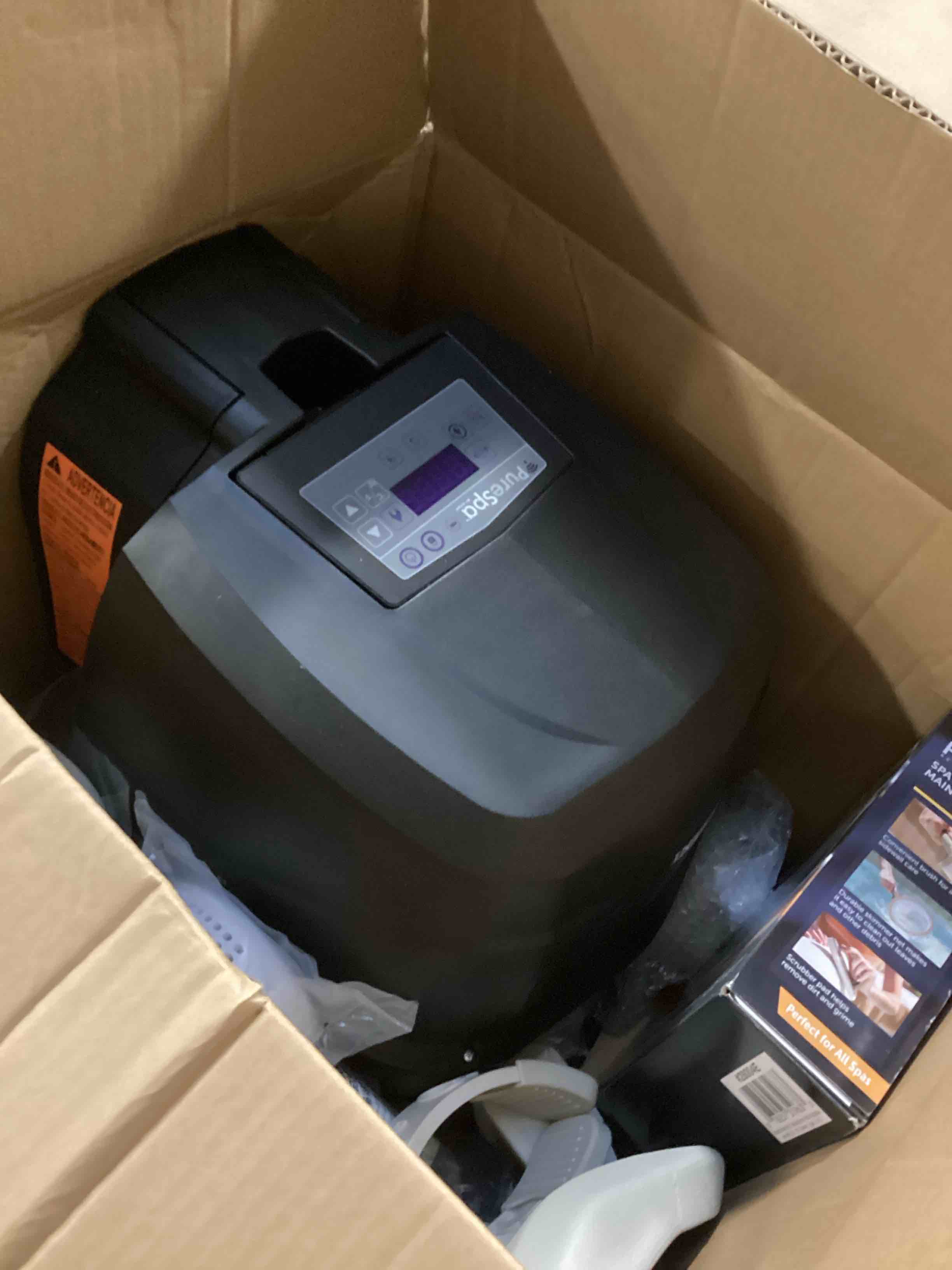 https://s3.amazonaws.com/lotting-images-prod/bidfta/GRA2024841_1748611154209.jpeg