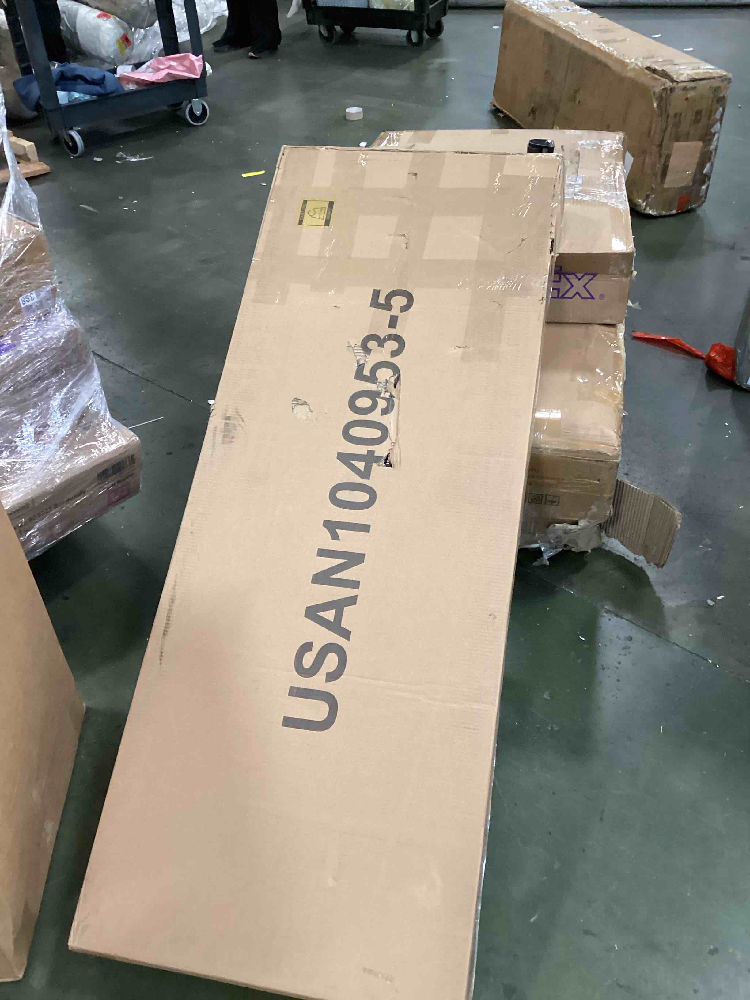 https://s3.amazonaws.com/lotting-images-prod/bidfta/GRA2025542_1749497843548.jpeg