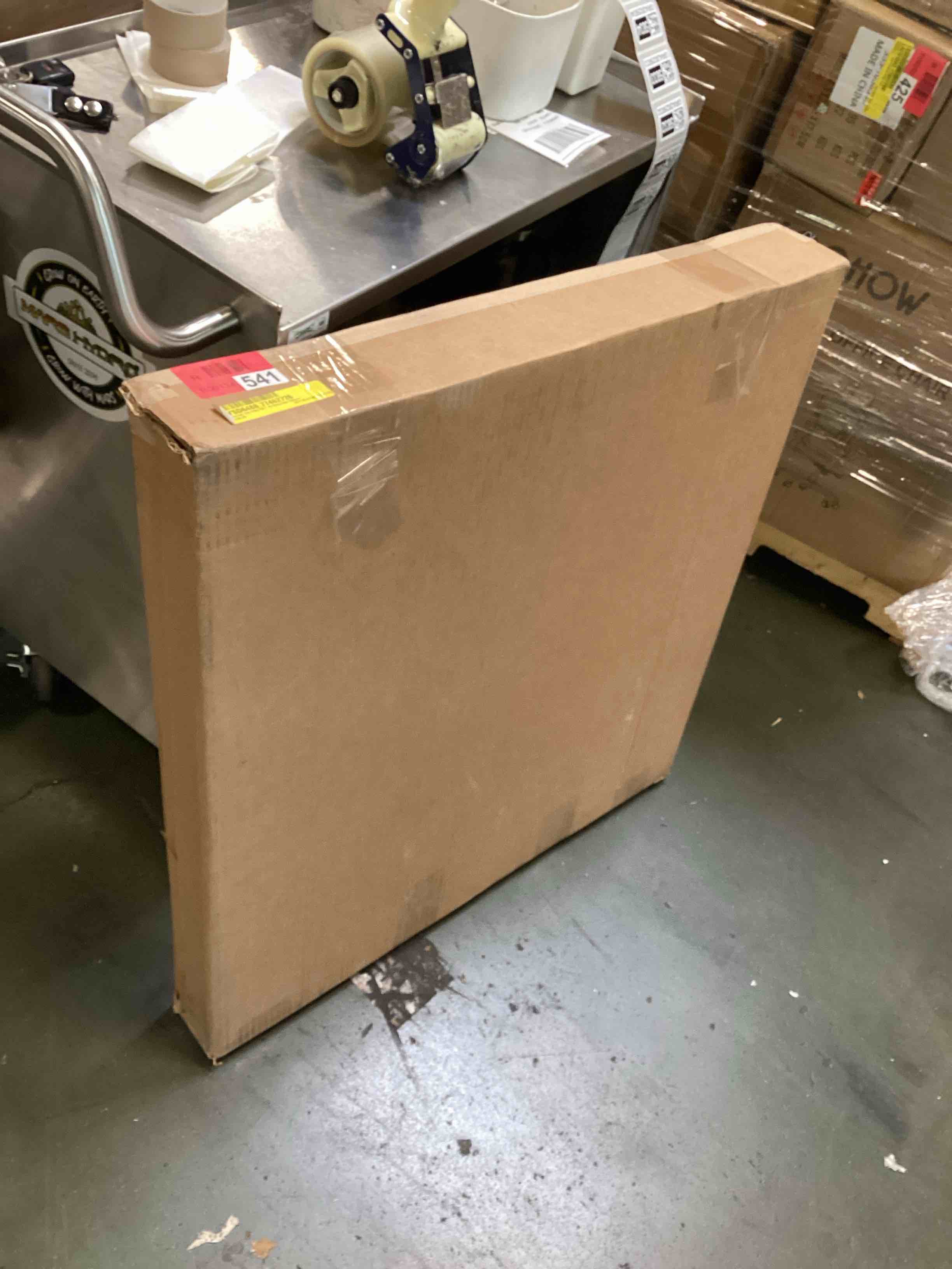 https://s3.amazonaws.com/lotting-images-prod/bidfta/GRA2025826_1749669331984.jpeg