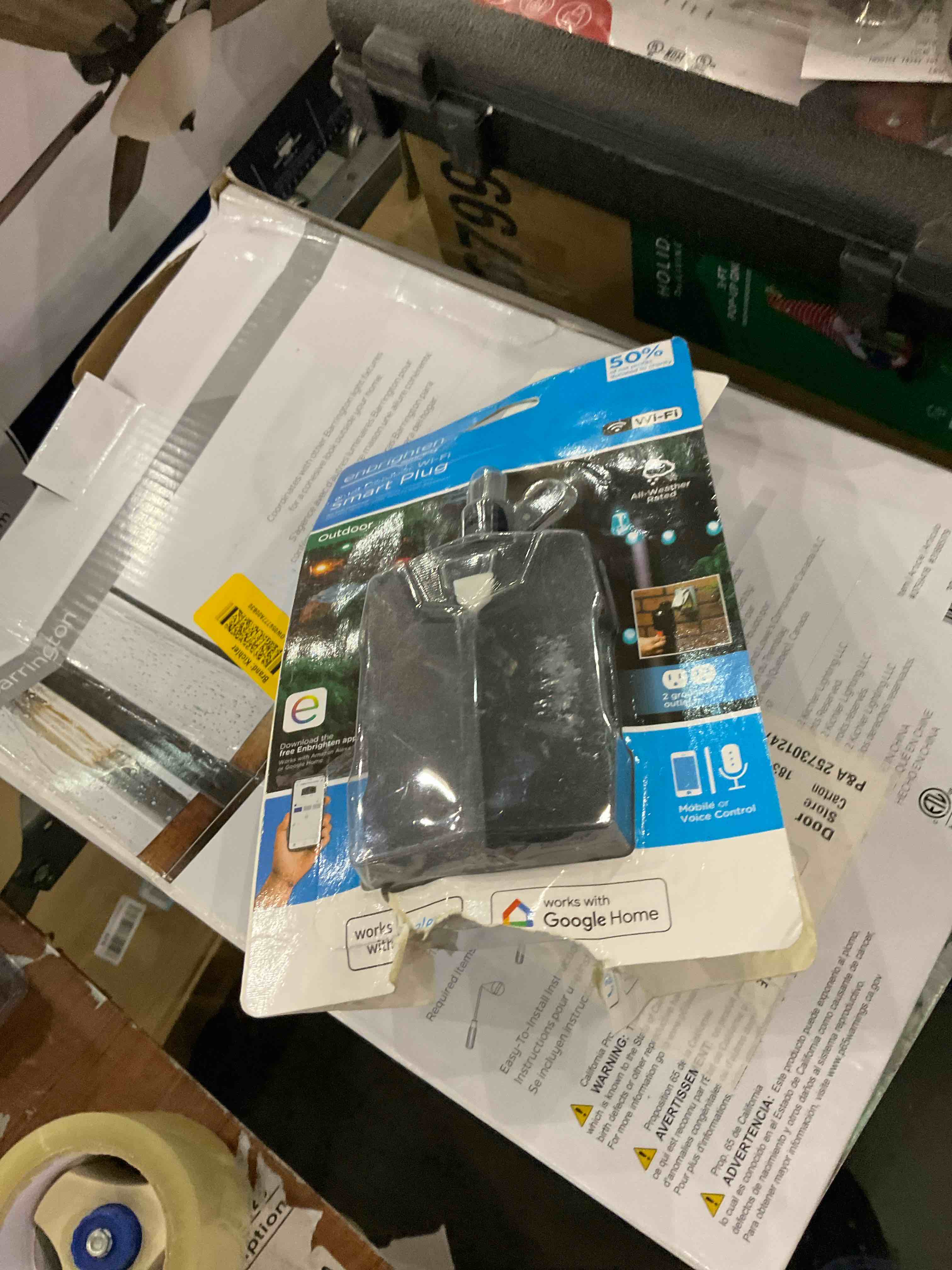 Philips Hue Smart Plug, White - 1 Pack - Turns Any Light Into a Smart Light - Control with Hue App - Compatible with Alexa, Google Assistant, and Apple HomeKit