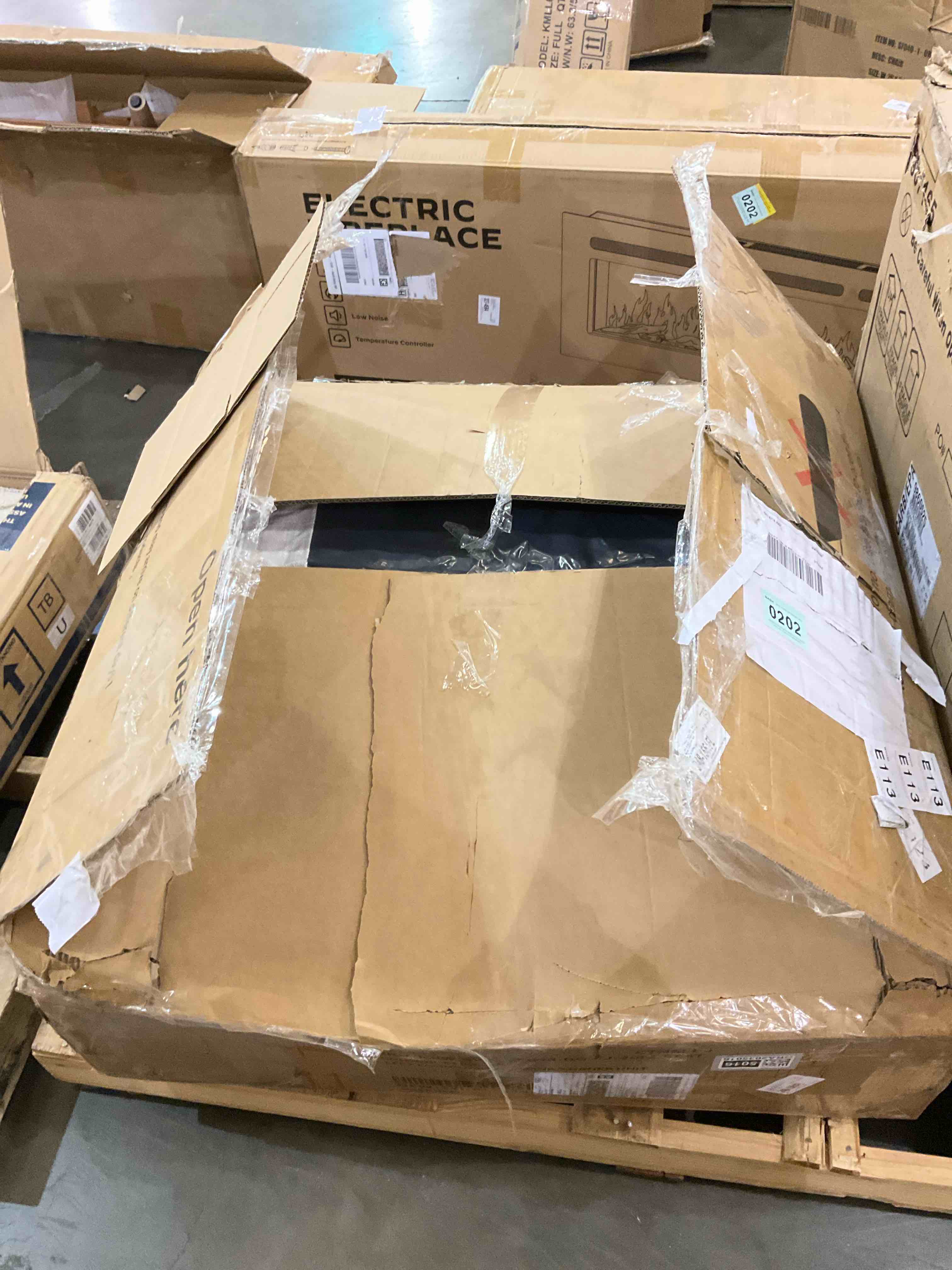 https://s3.amazonaws.com/lotting-images-prod/bidfta/GRA2035016_1739477718736.jpeg