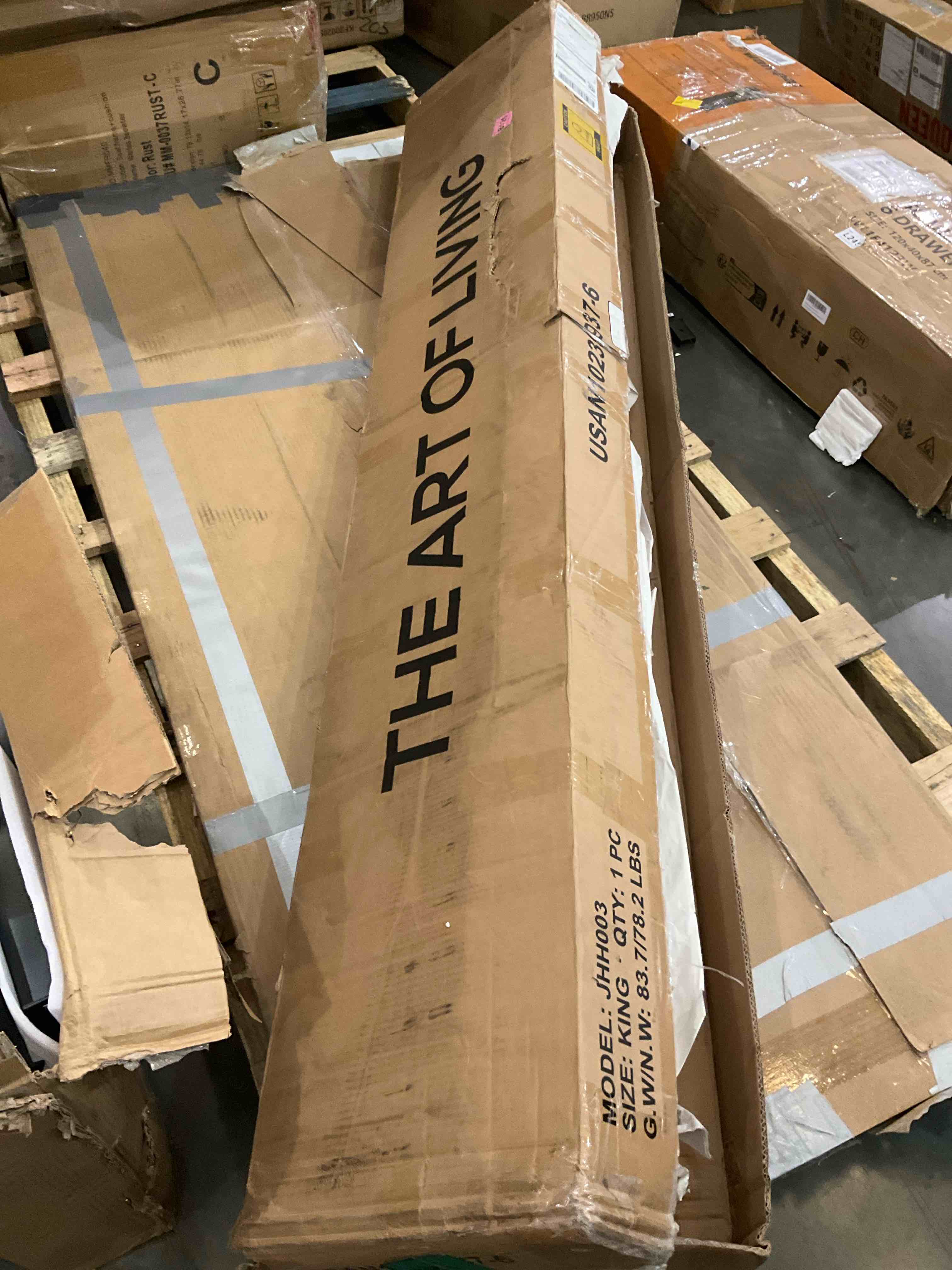 twin size metal house bed 