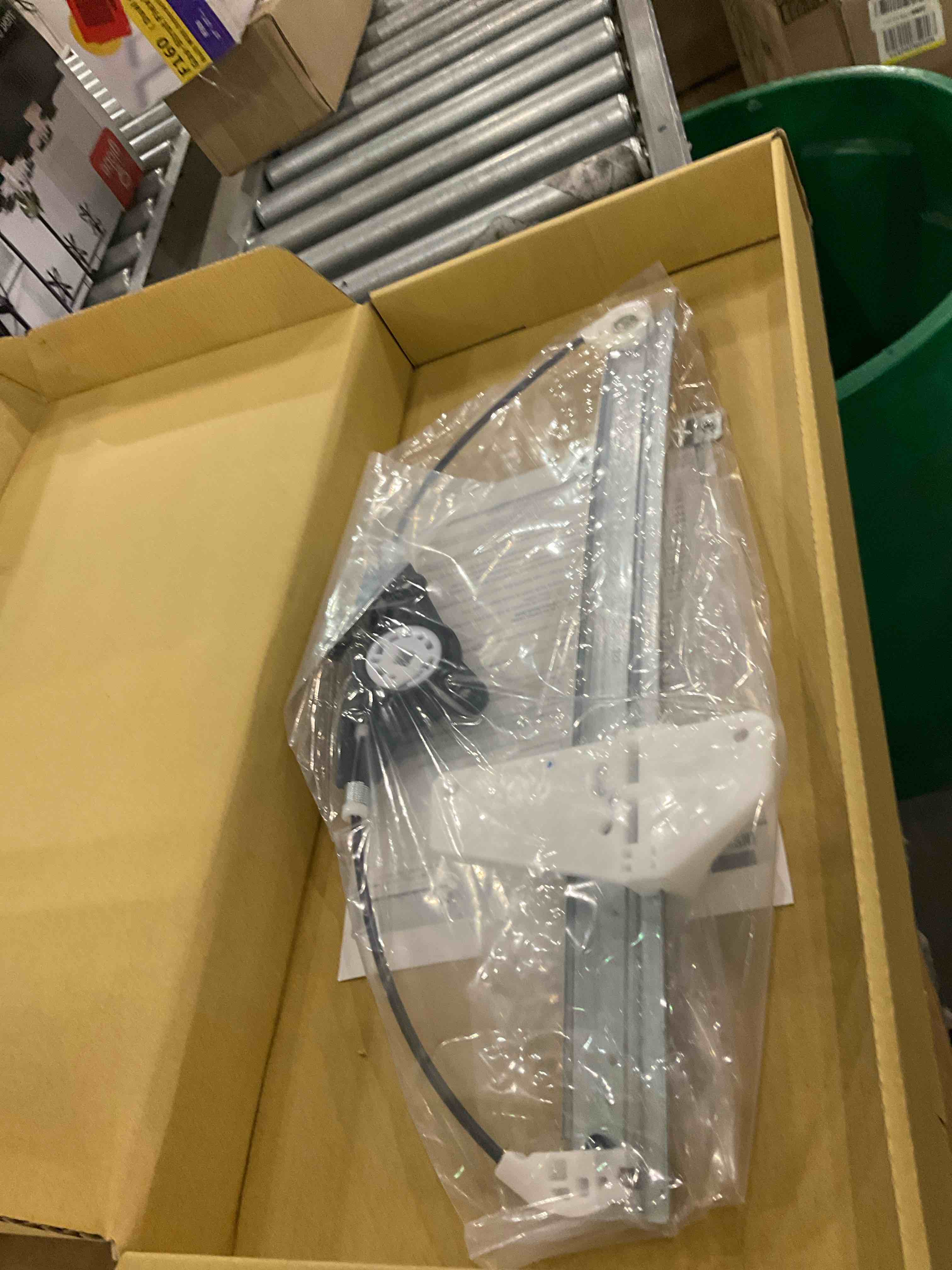 https://s3.amazonaws.com/lotting-images-prod/bidfta/GRA2035477_1740230345370.jpeg