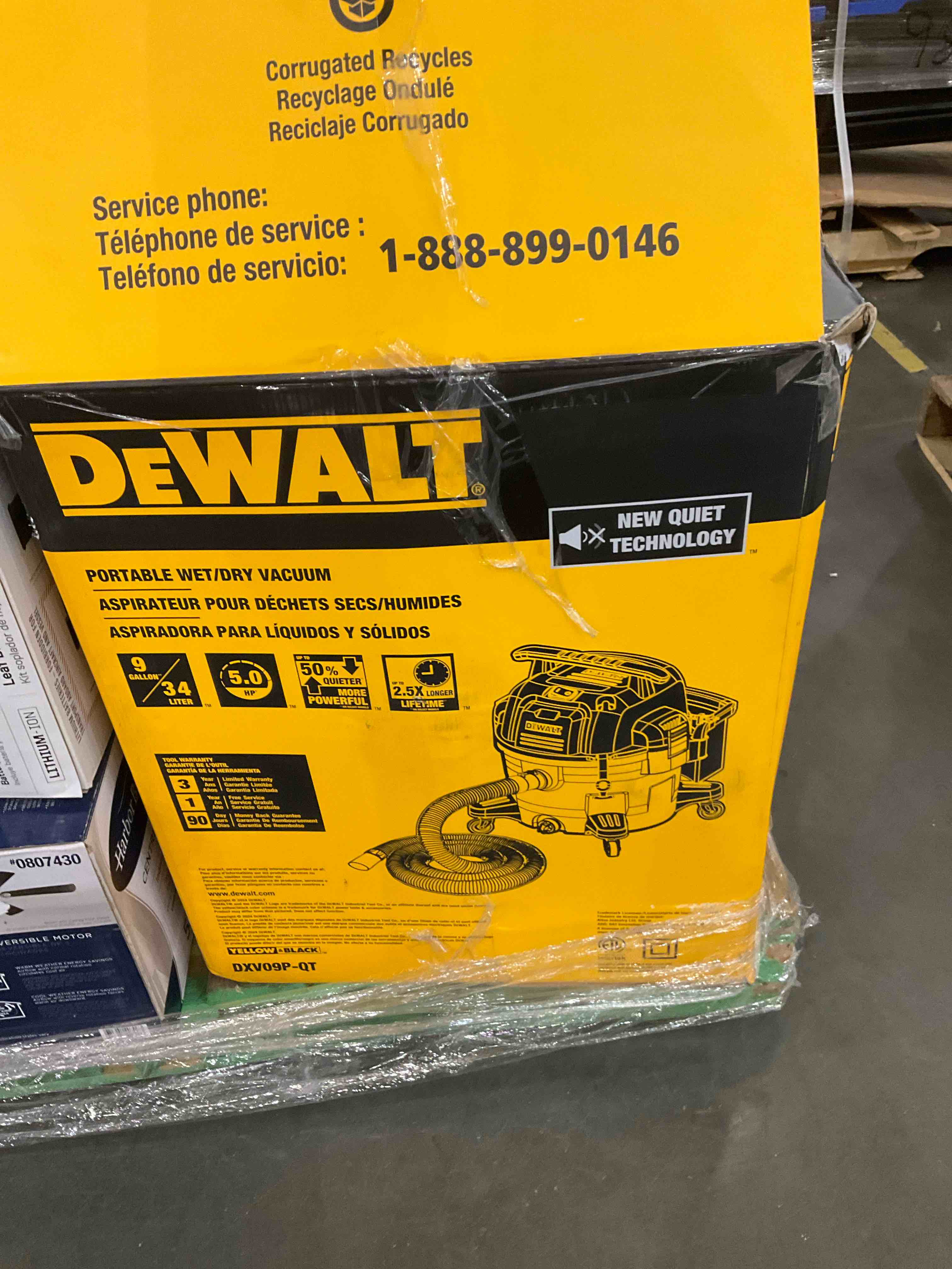DeWalt Portable Wet/Dry Vacuum