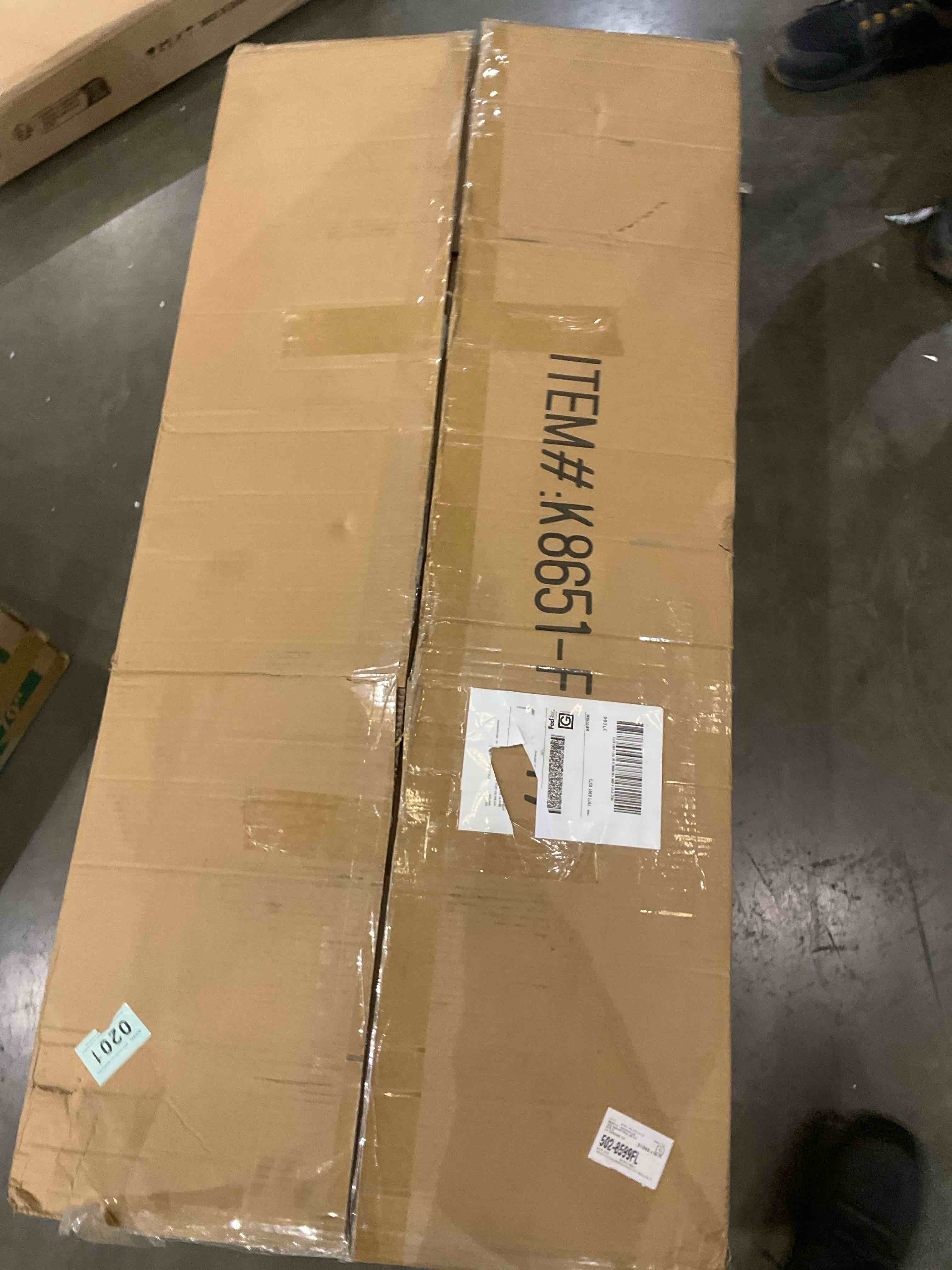 https://s3.amazonaws.com/lotting-images-prod/bidfta/GRA2037166_1741118786155.jpeg