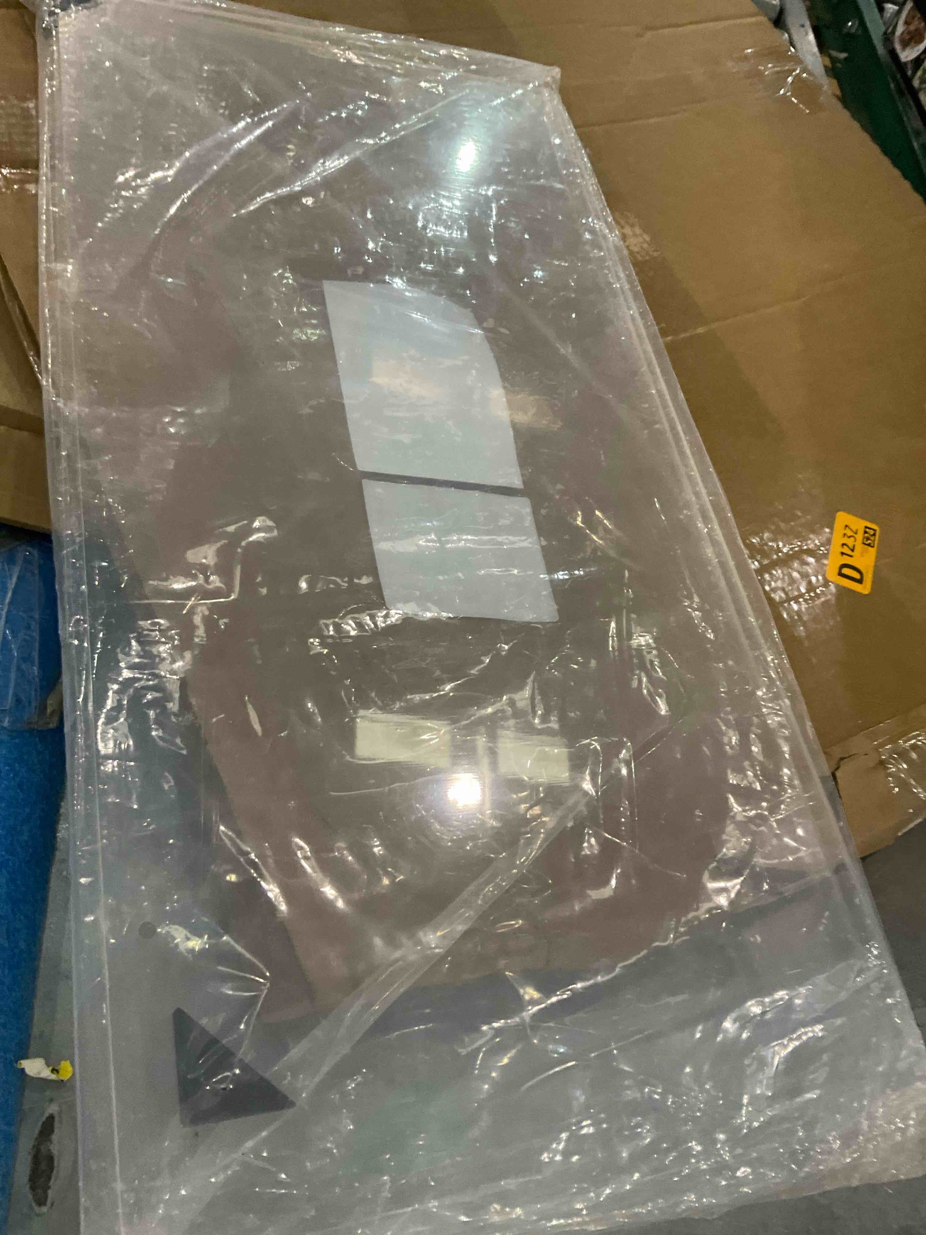 https://s3.amazonaws.com/lotting-images-prod/bidfta/GRA2037296_1741186301333.jpeg