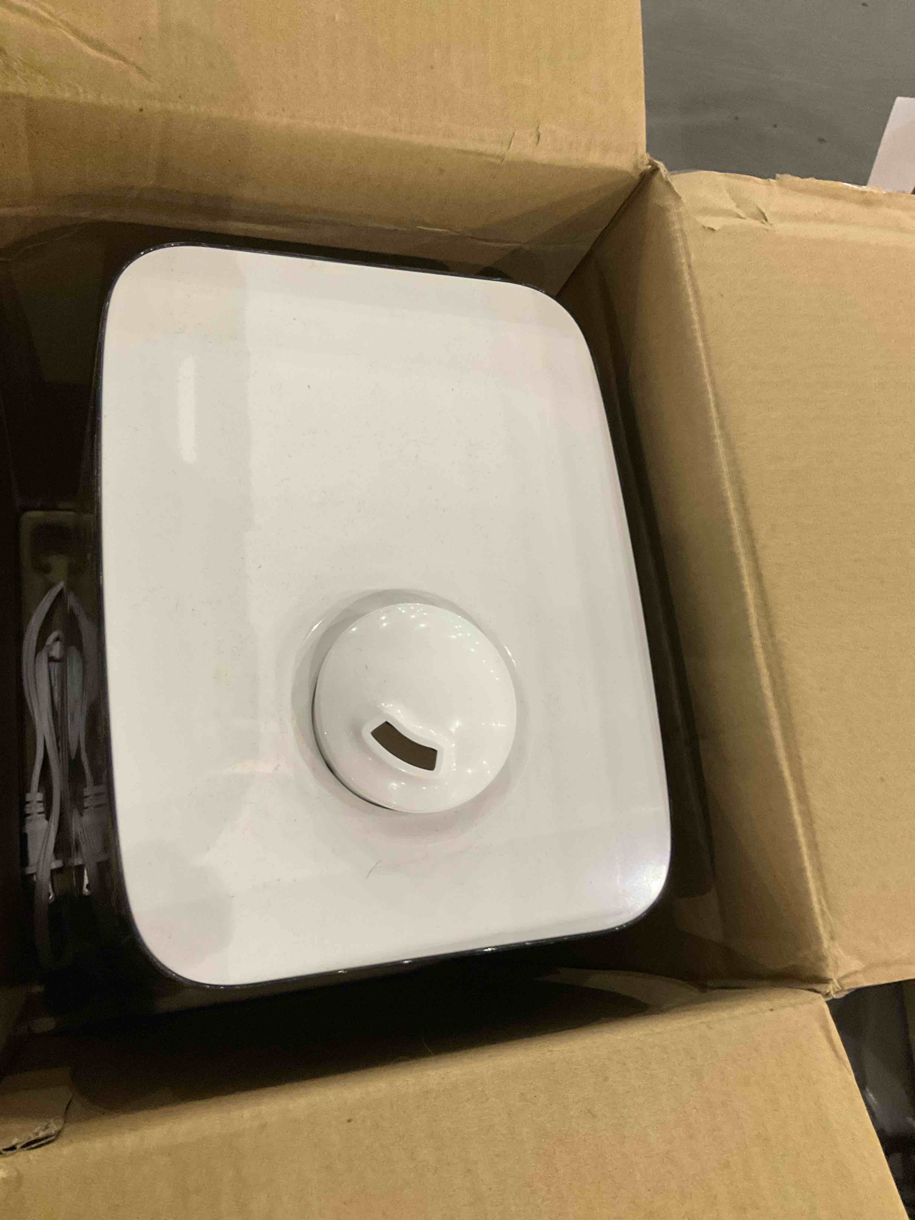 https://s3.amazonaws.com/lotting-images-prod/bidfta/GRA2038411_1739367805898.jpeg