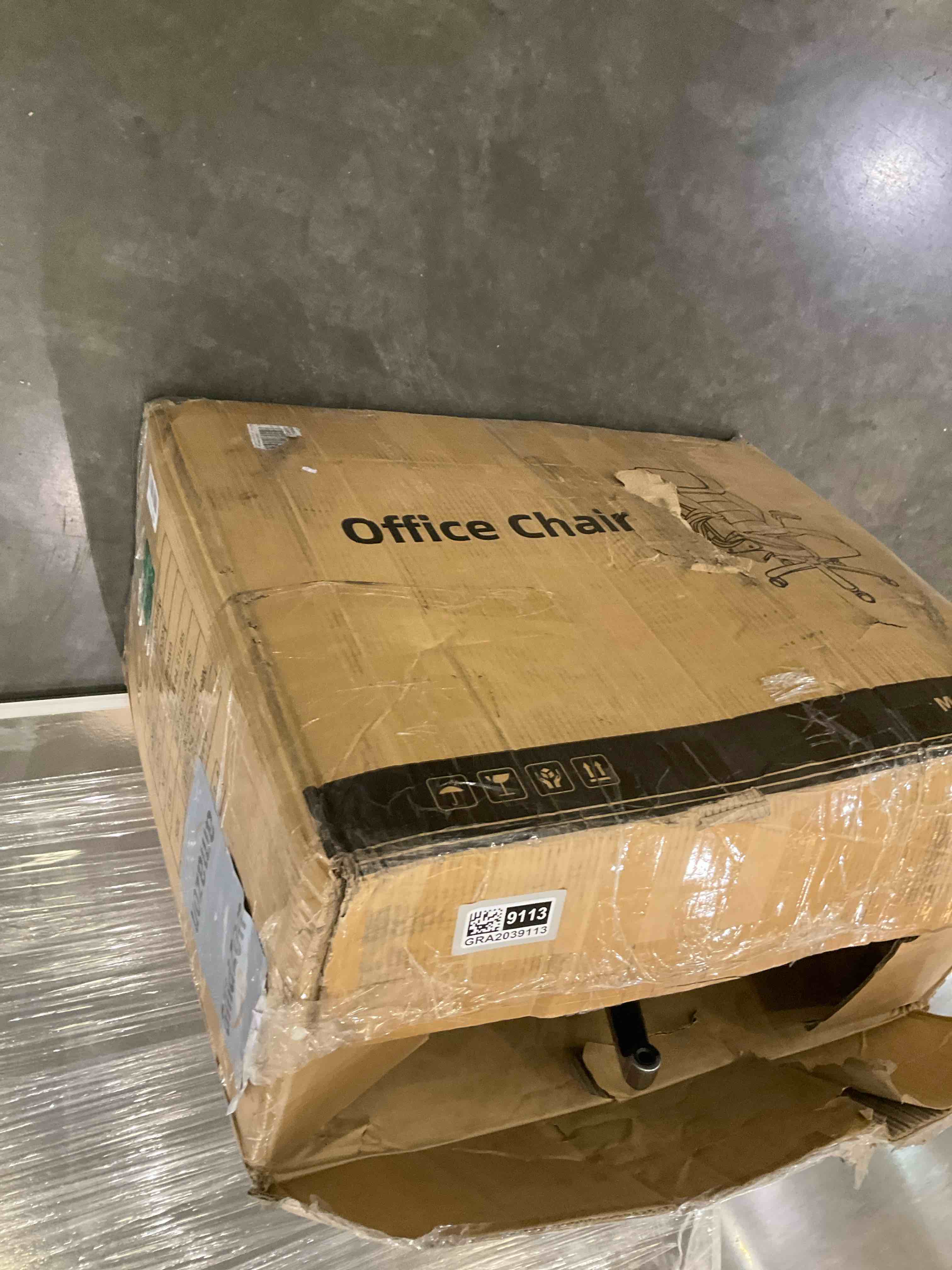 https://s3.amazonaws.com/lotting-images-prod/bidfta/GRA2039113_1739808330501.jpeg
