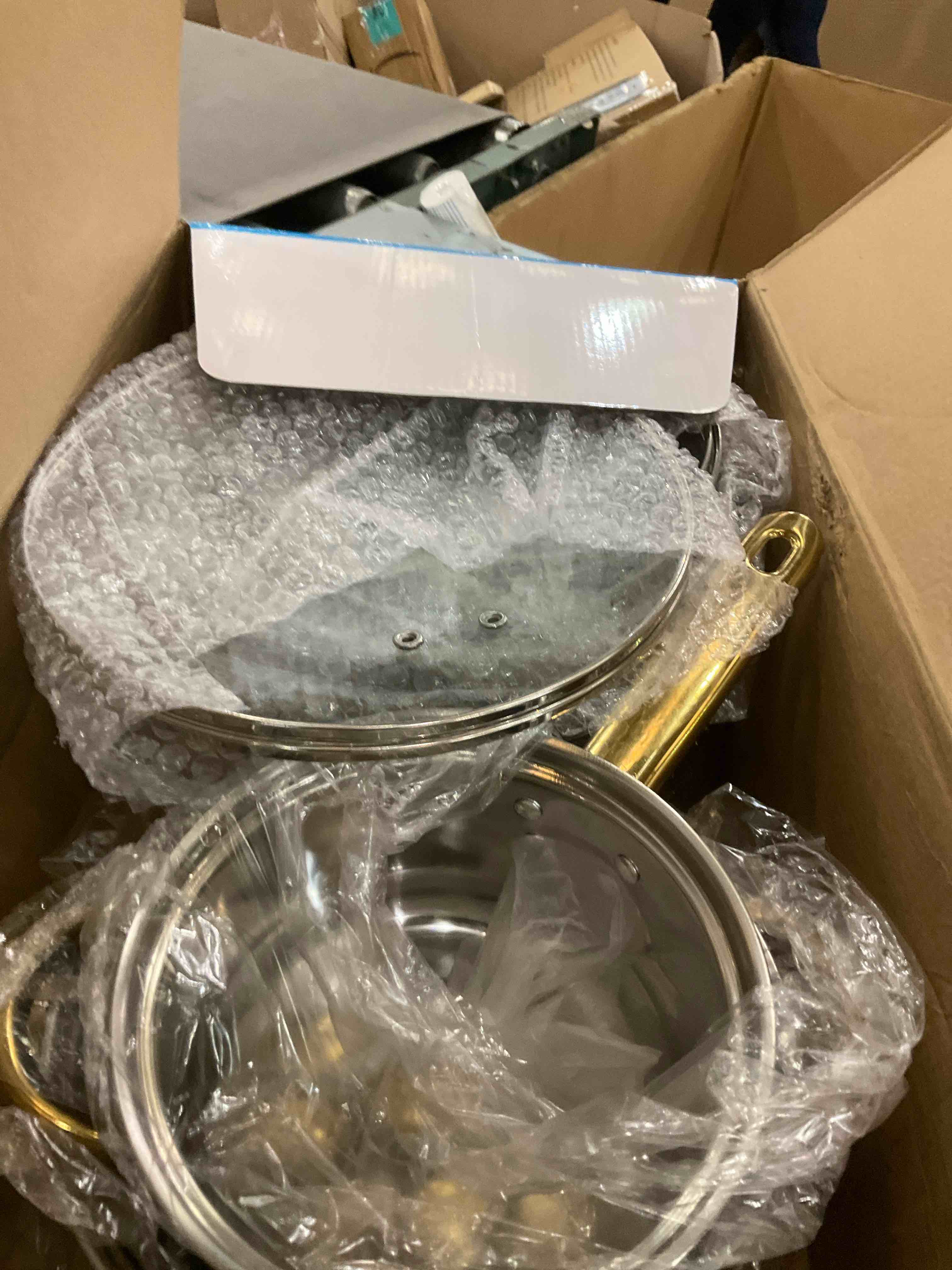 https://s3.amazonaws.com/lotting-images-prod/bidfta/GRA2041256_1739557380700.jpeg