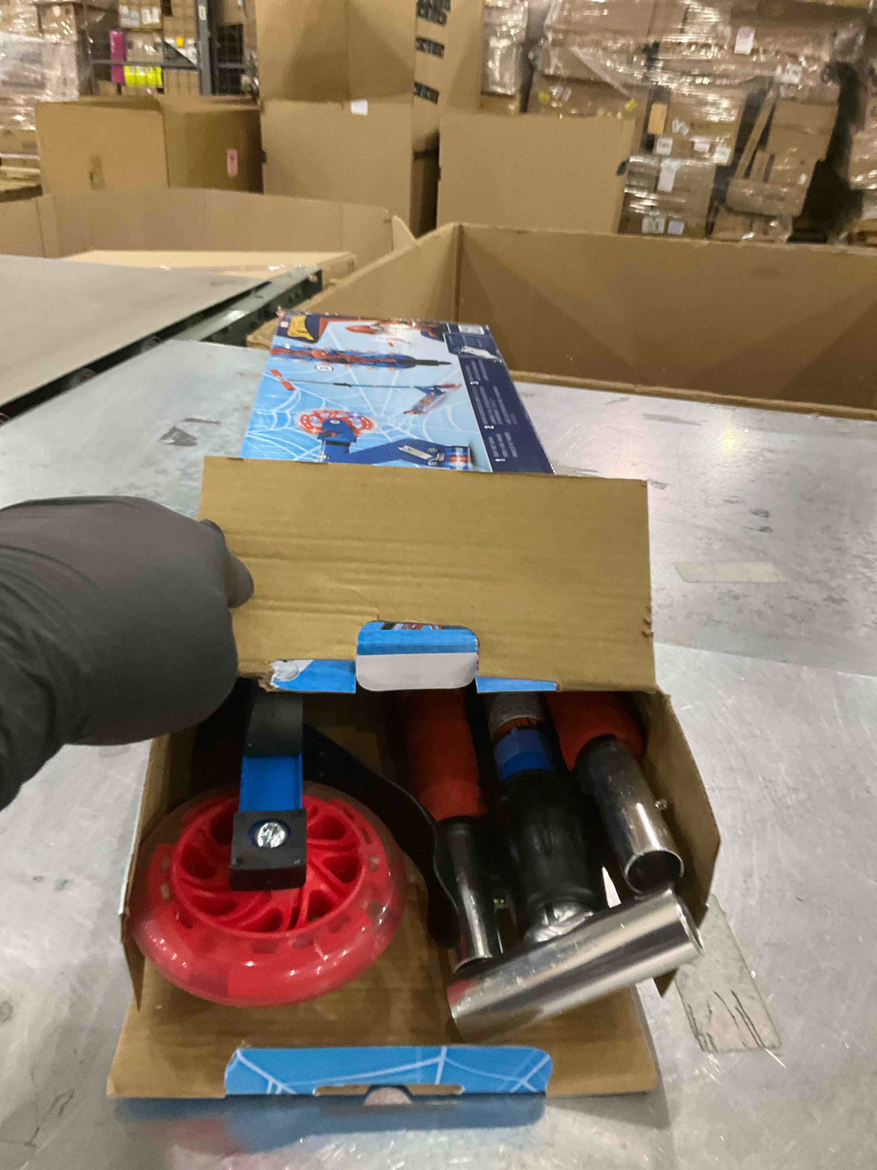 https://s3.amazonaws.com/lotting-images-prod/bidfta/GRA2042225_1740057684013.jpeg